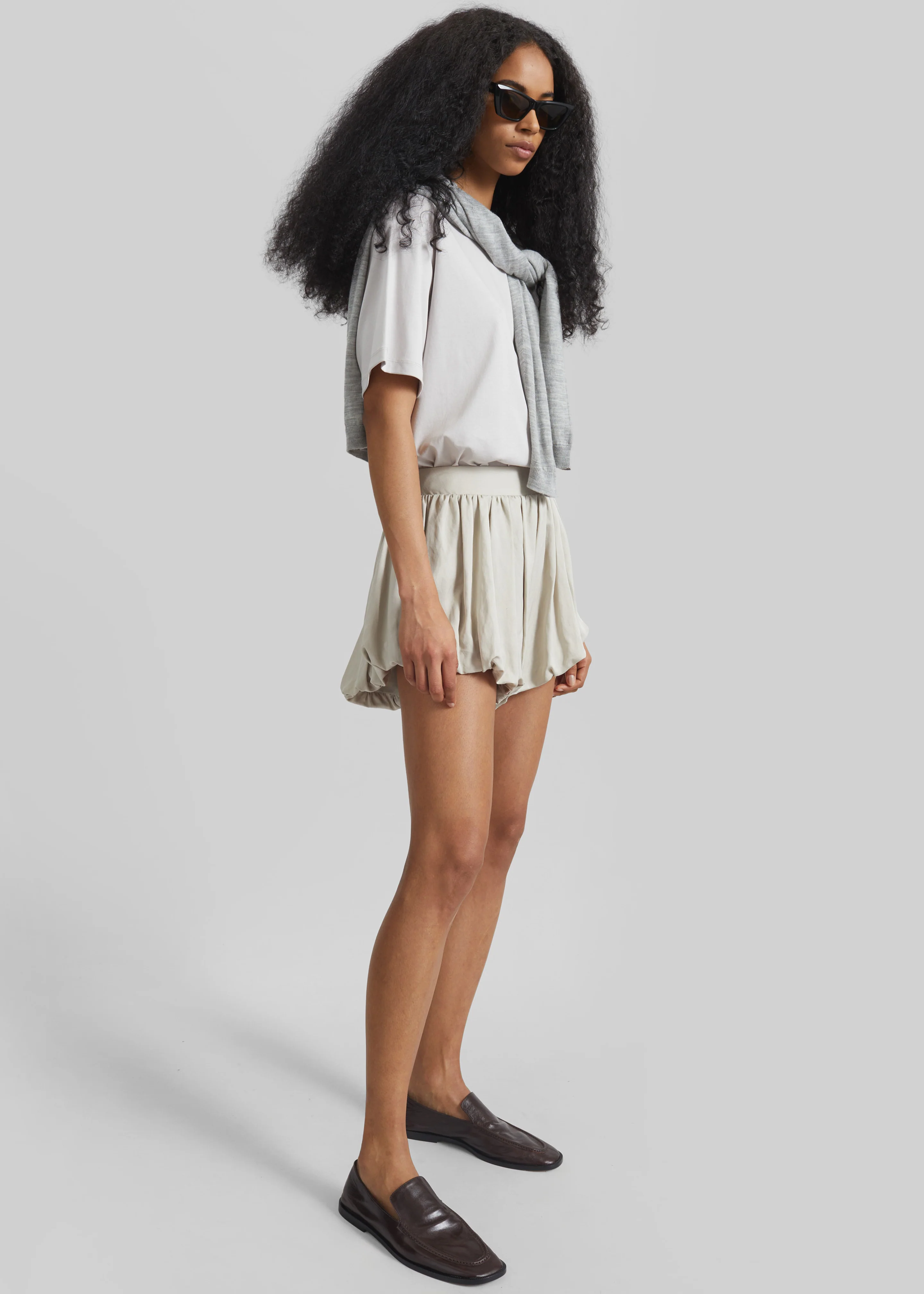 Alina Linen Bubble Hem Shorts - Light Beige - Image 6