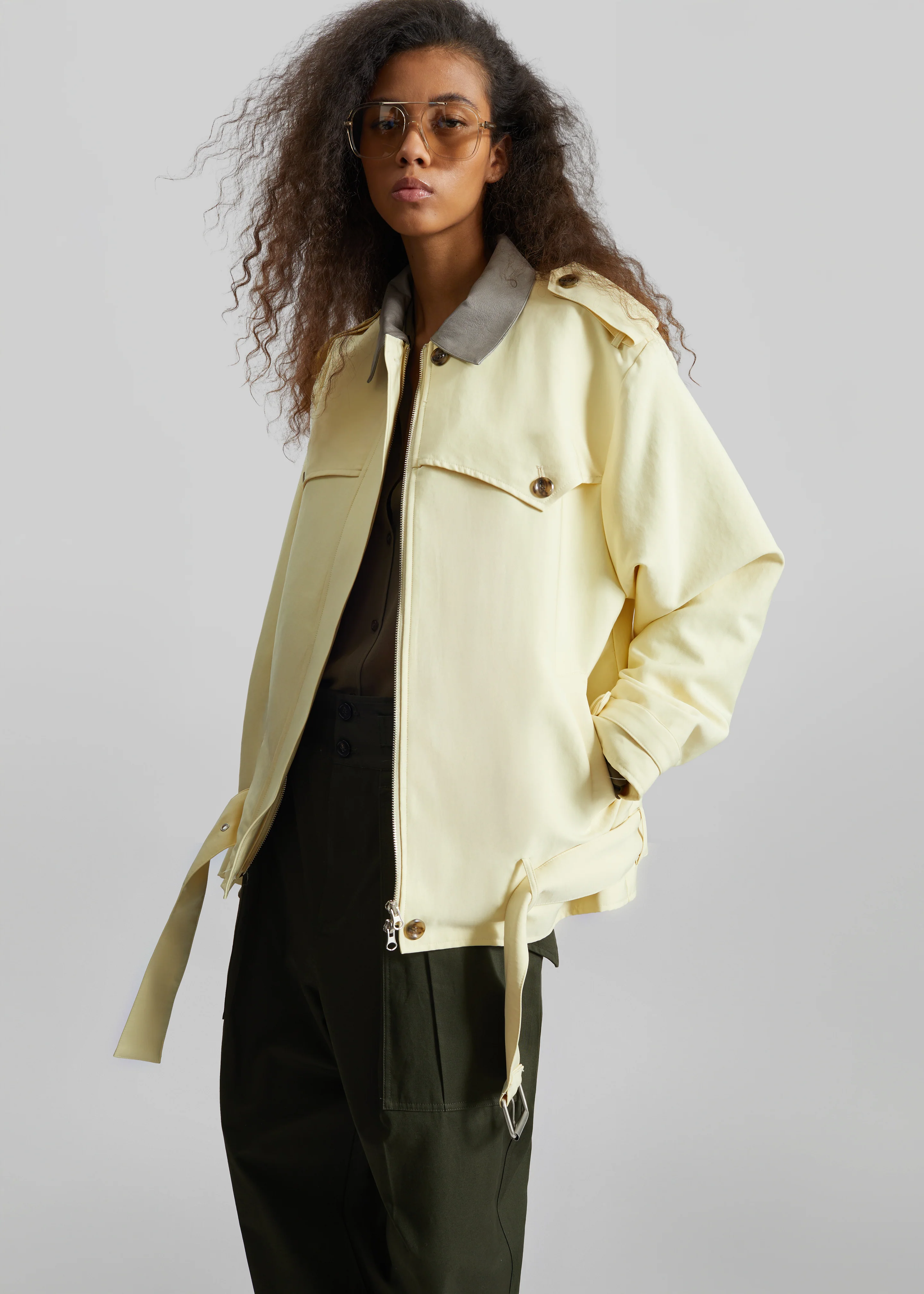 Alleray Short Trench - Yellow - Image 2
