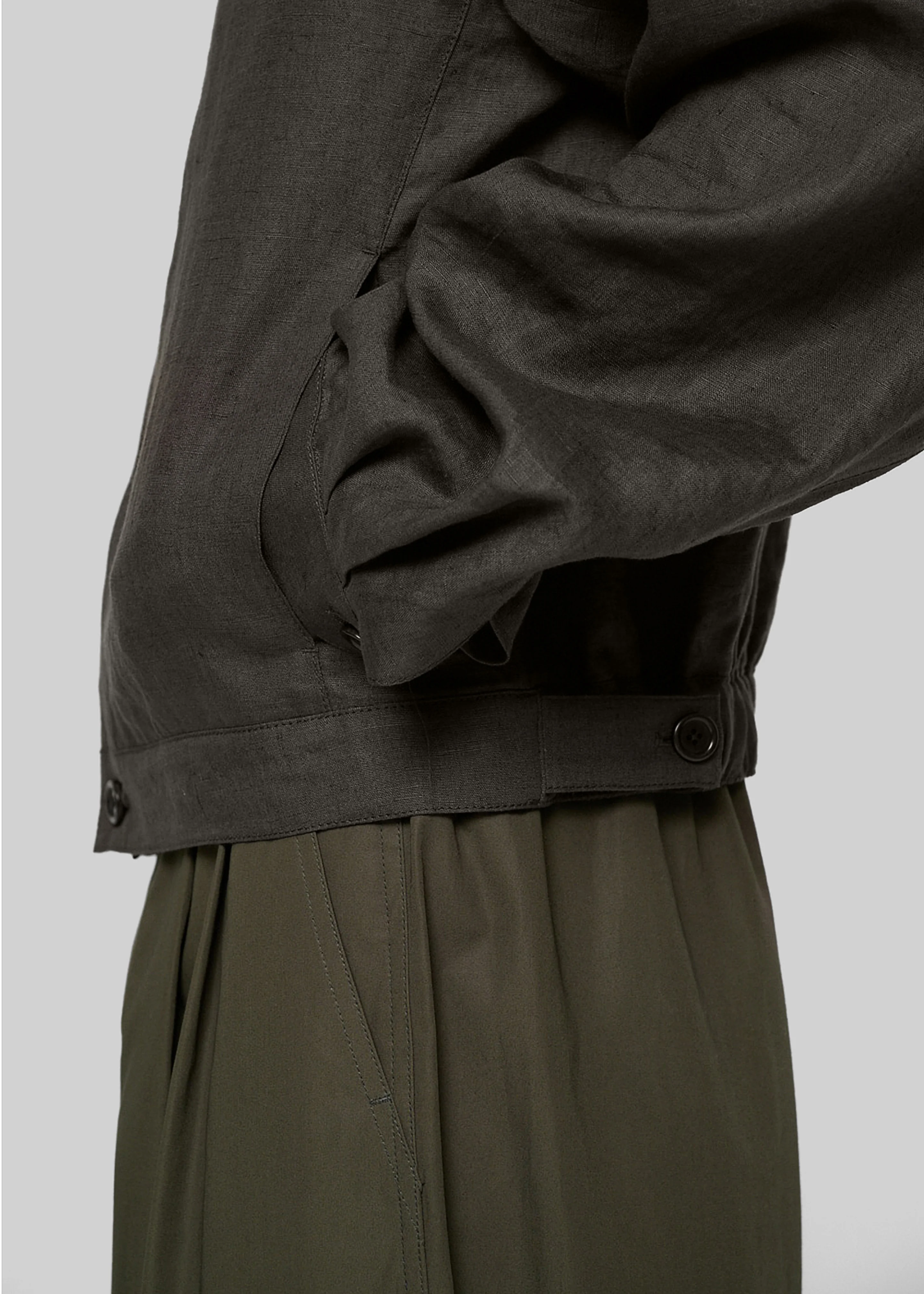 Amomento Linen Crop Jacket - Khaki Grey - Image 3