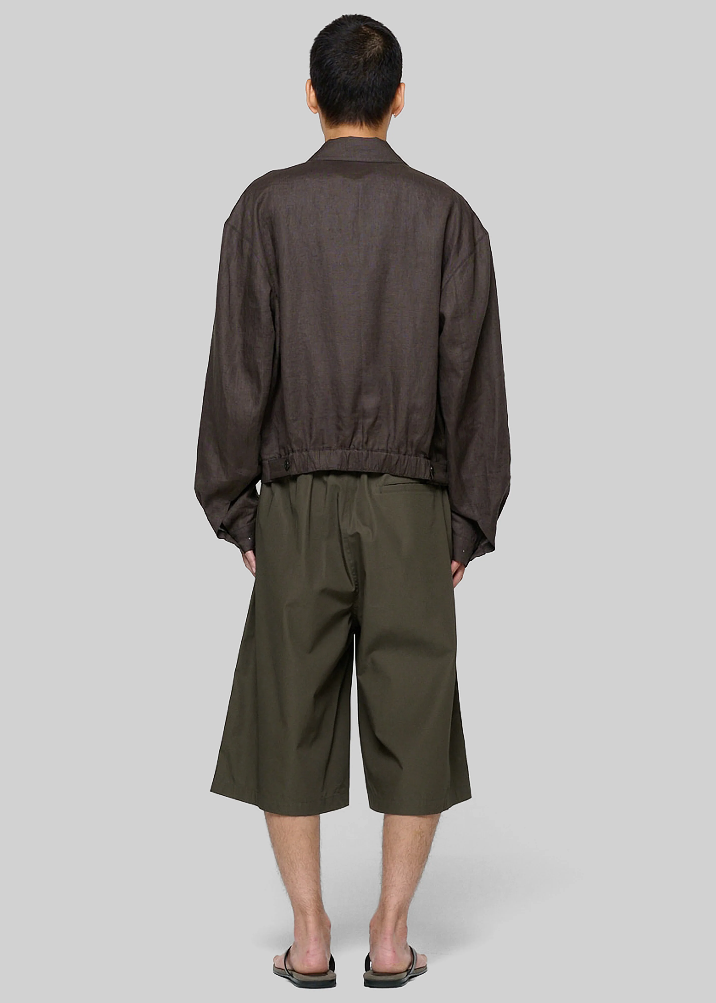 Amomento Two Tuck Wide Shorts - Brown - Image 4