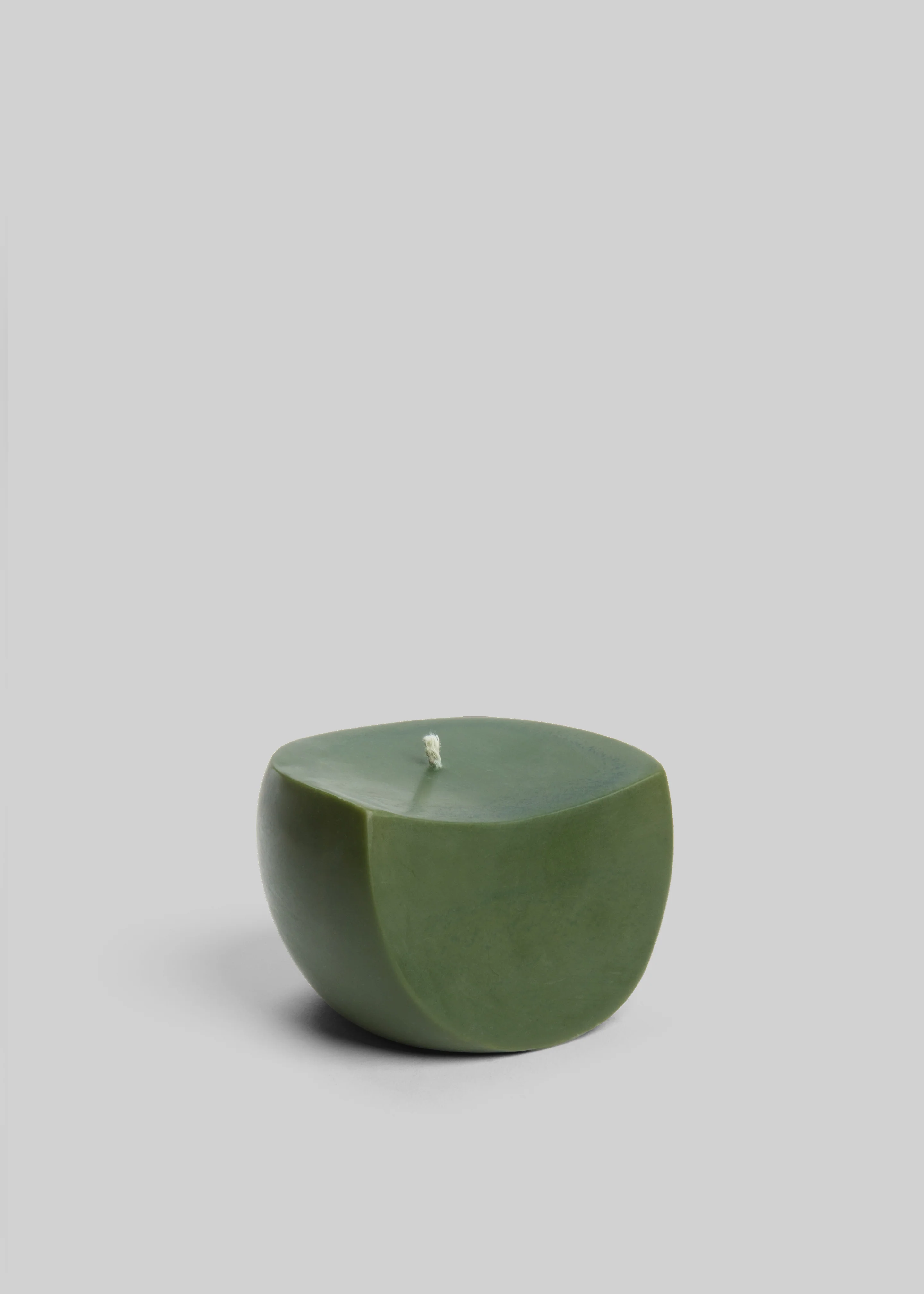 Ann Vincent x The Frankie Shop Sculptural Candle - Deep Green - Image 2