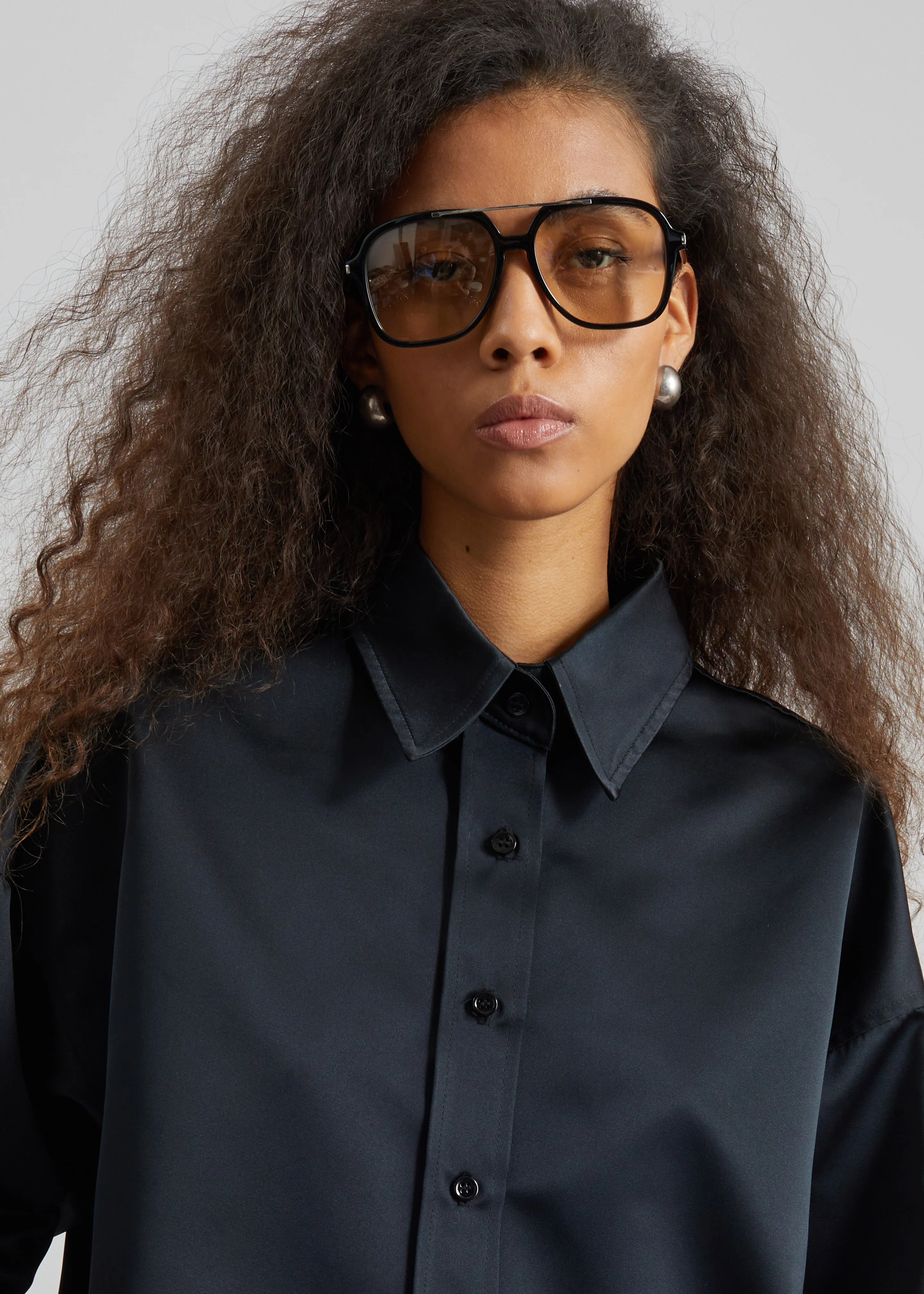 Arlen Satin Boxy Shirt - Black - Image 3