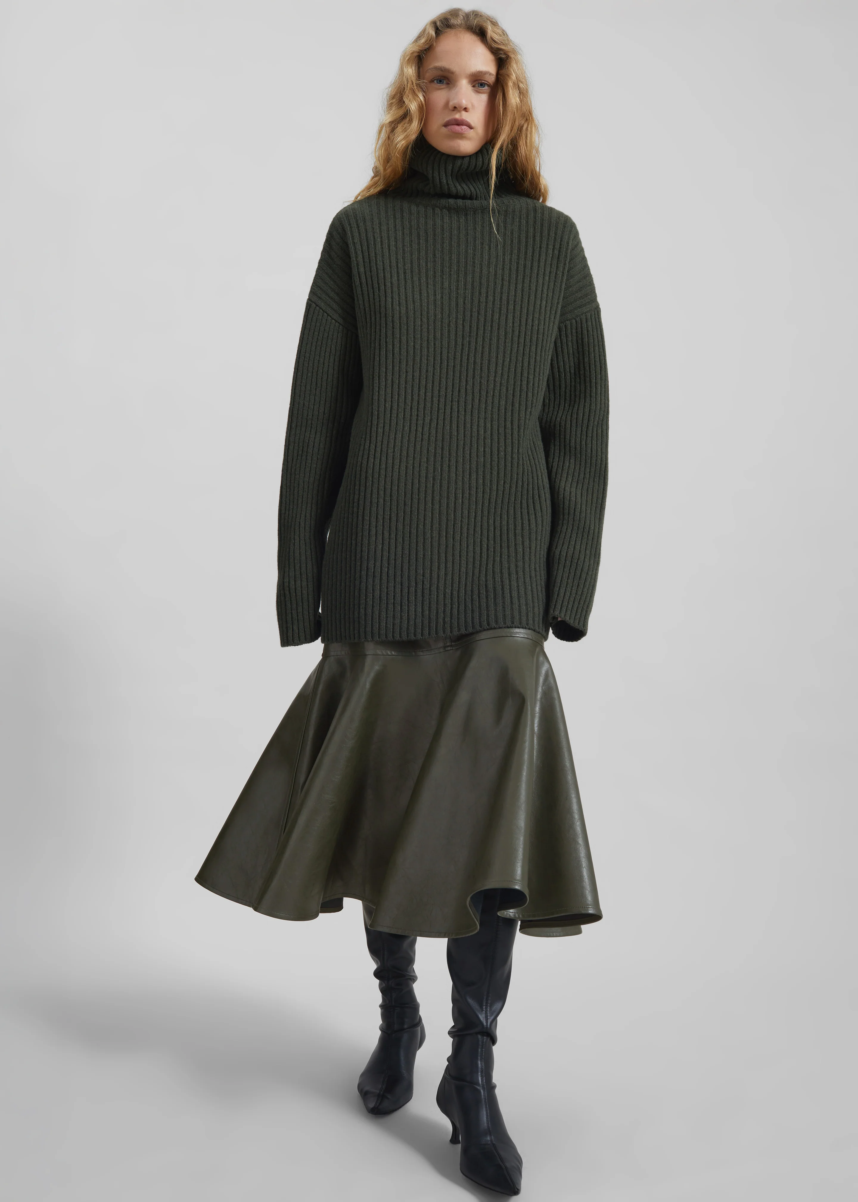 Arvika Faux Leather Mermaid Skirt - Dark Olive - Image 5