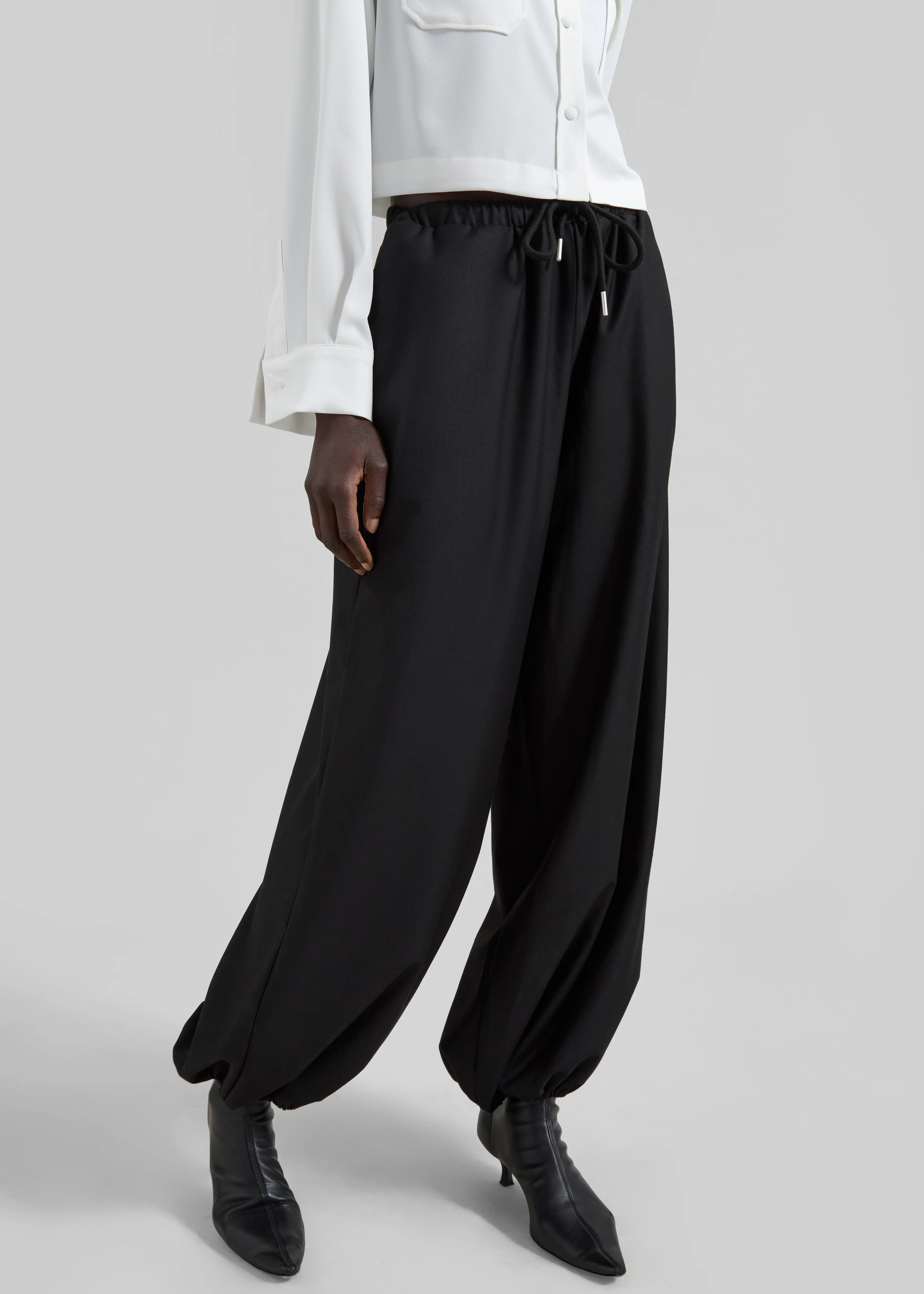 Aubray Balloon Pants - Black - Image 5
