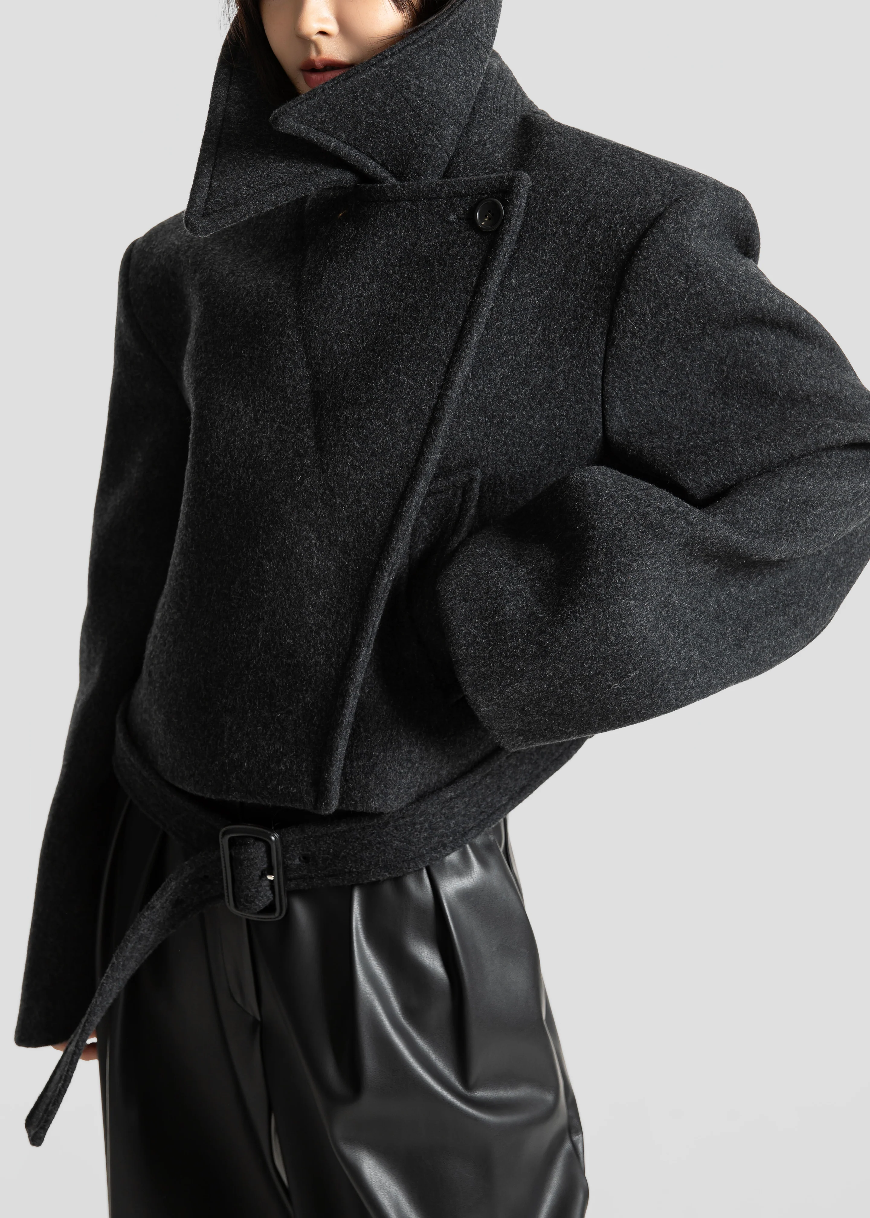 Aumale Cropped Wool Peacoat - Charcoal - Image 3