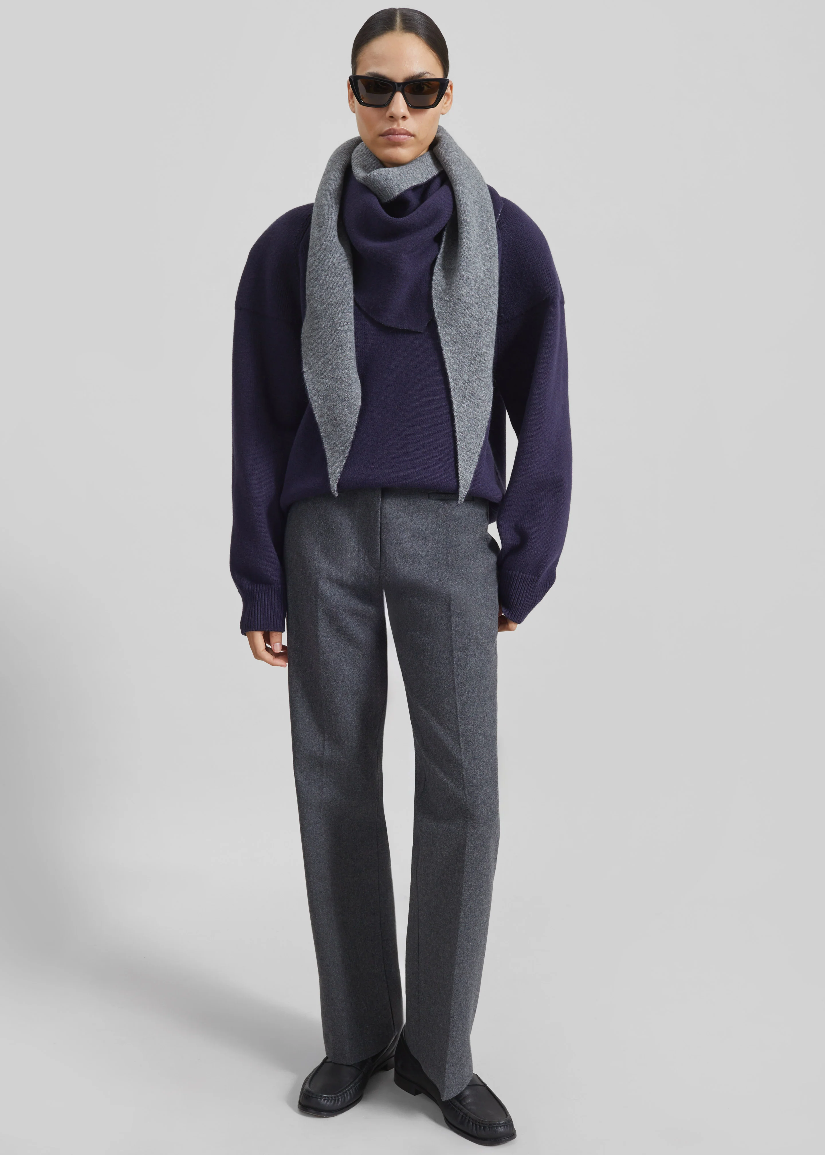 Avize Wool Straight Trousers - Dark Grey - Image 5