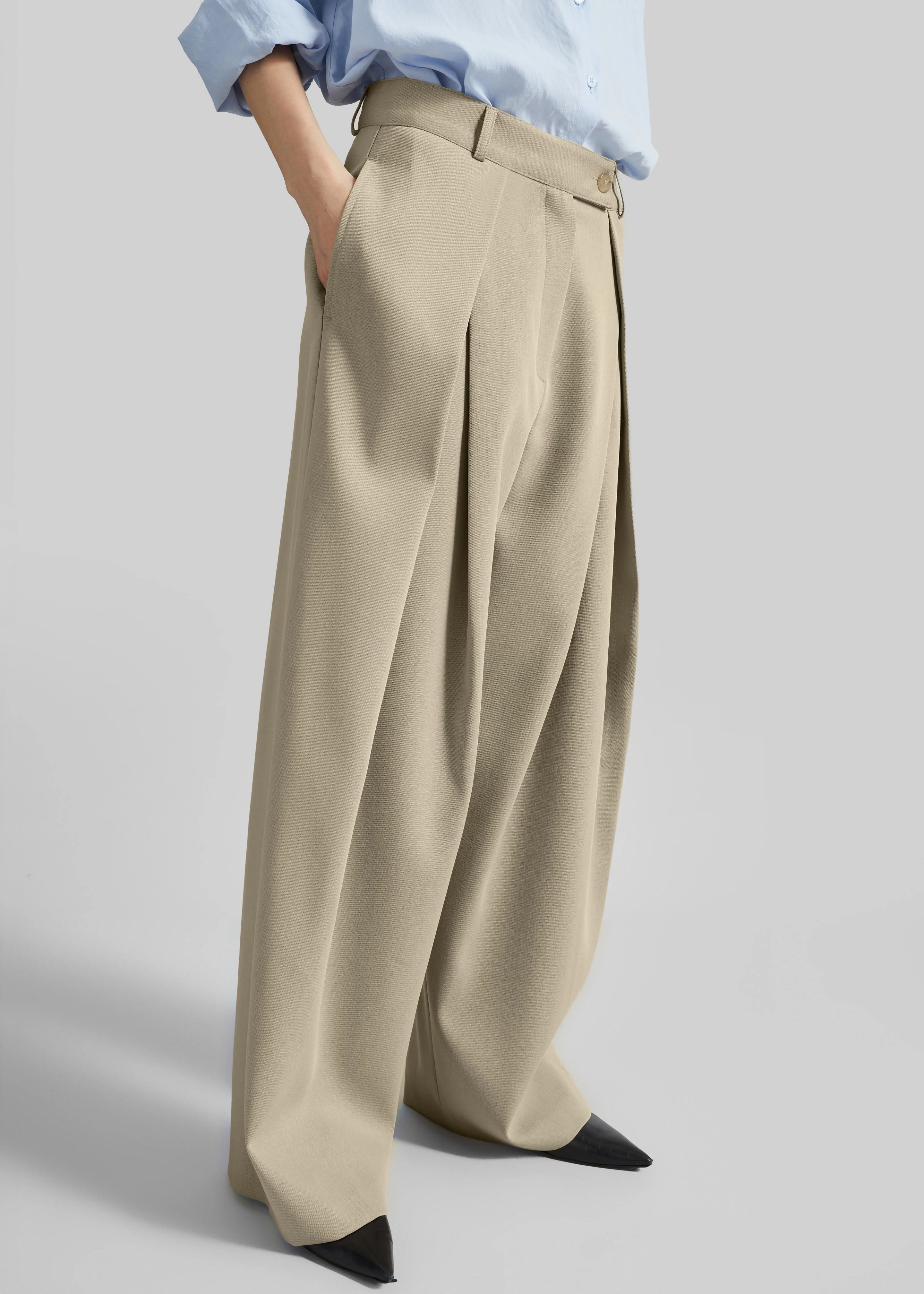 Avray Pleated Trousers - Beige - Image 4