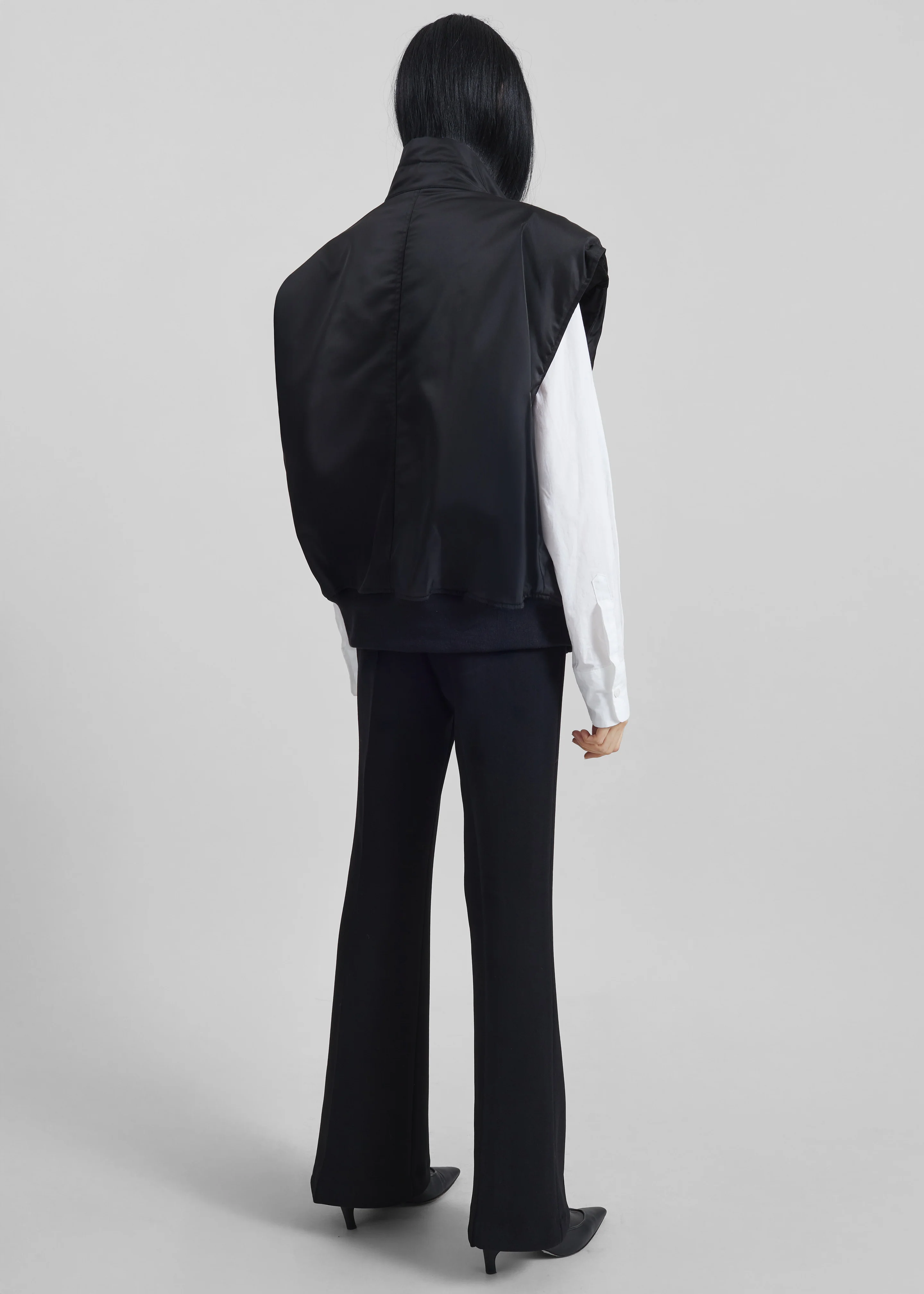 Aysen Sleeveless Bomber Jacket - Black - Image 7
