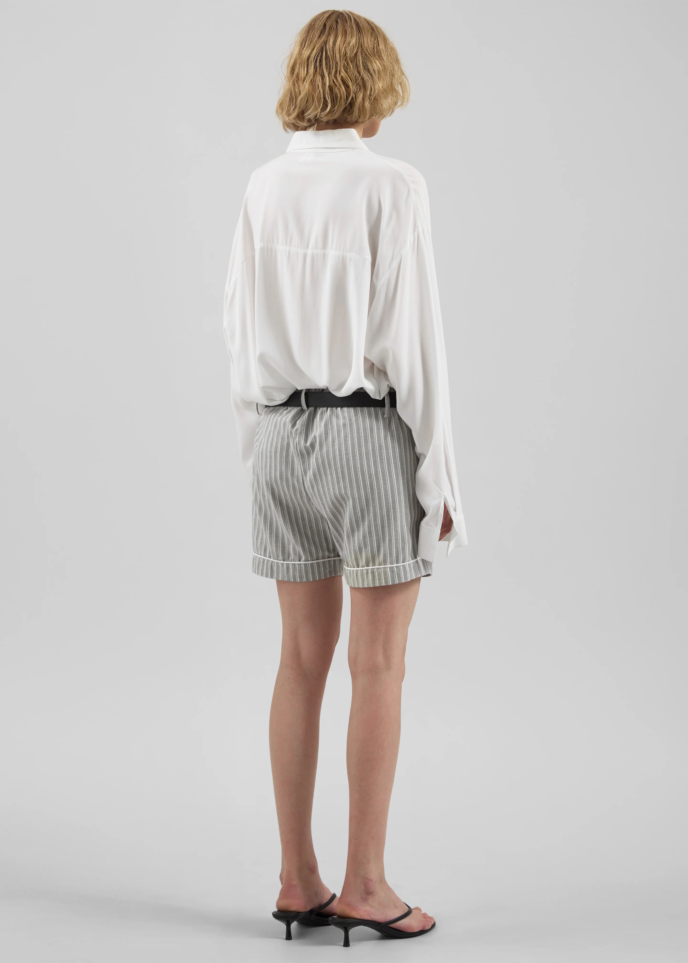 Bettter Essential Shorts - Cream - Image 6