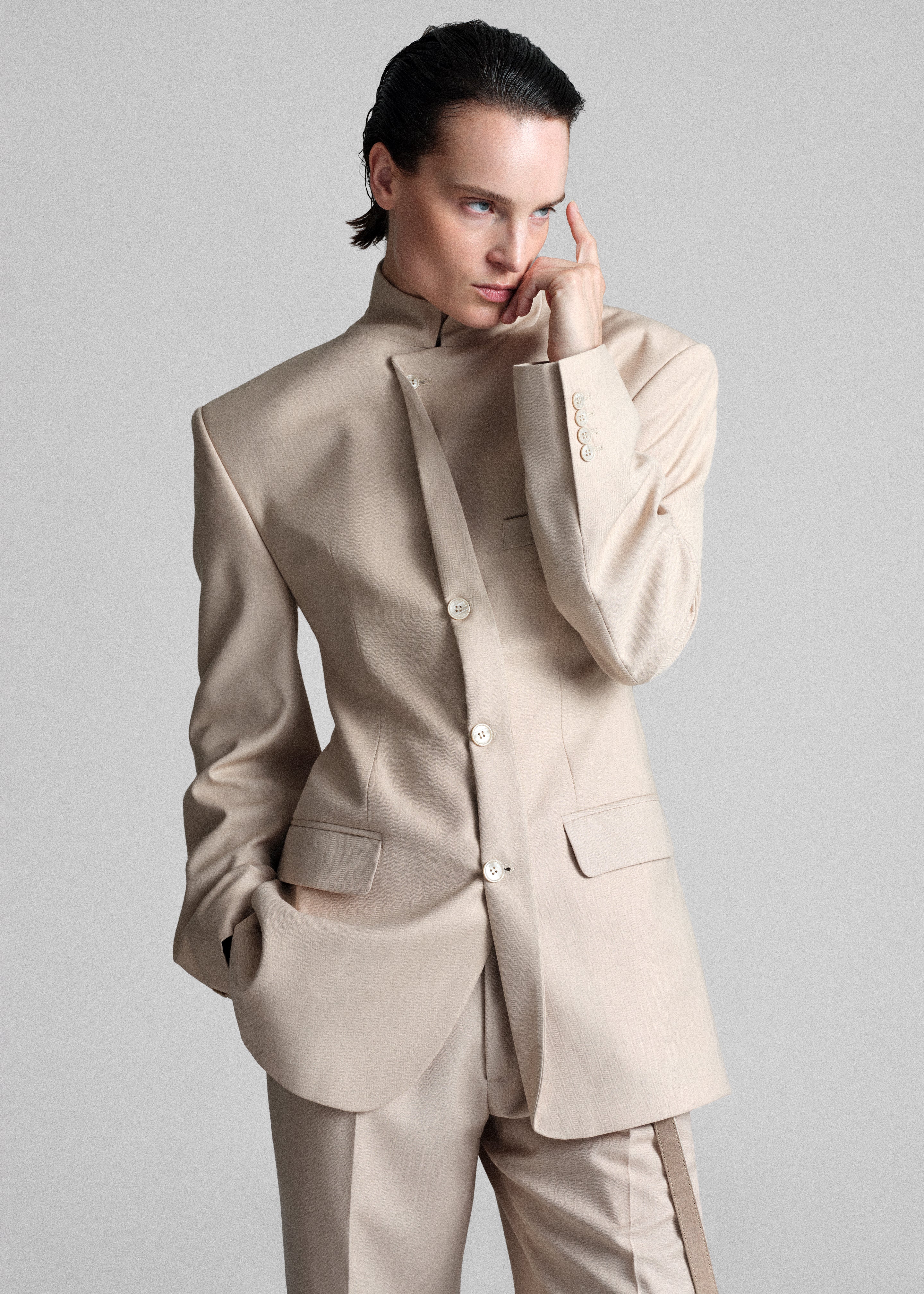 Bettter Folded Blazer - Beige - Image 2