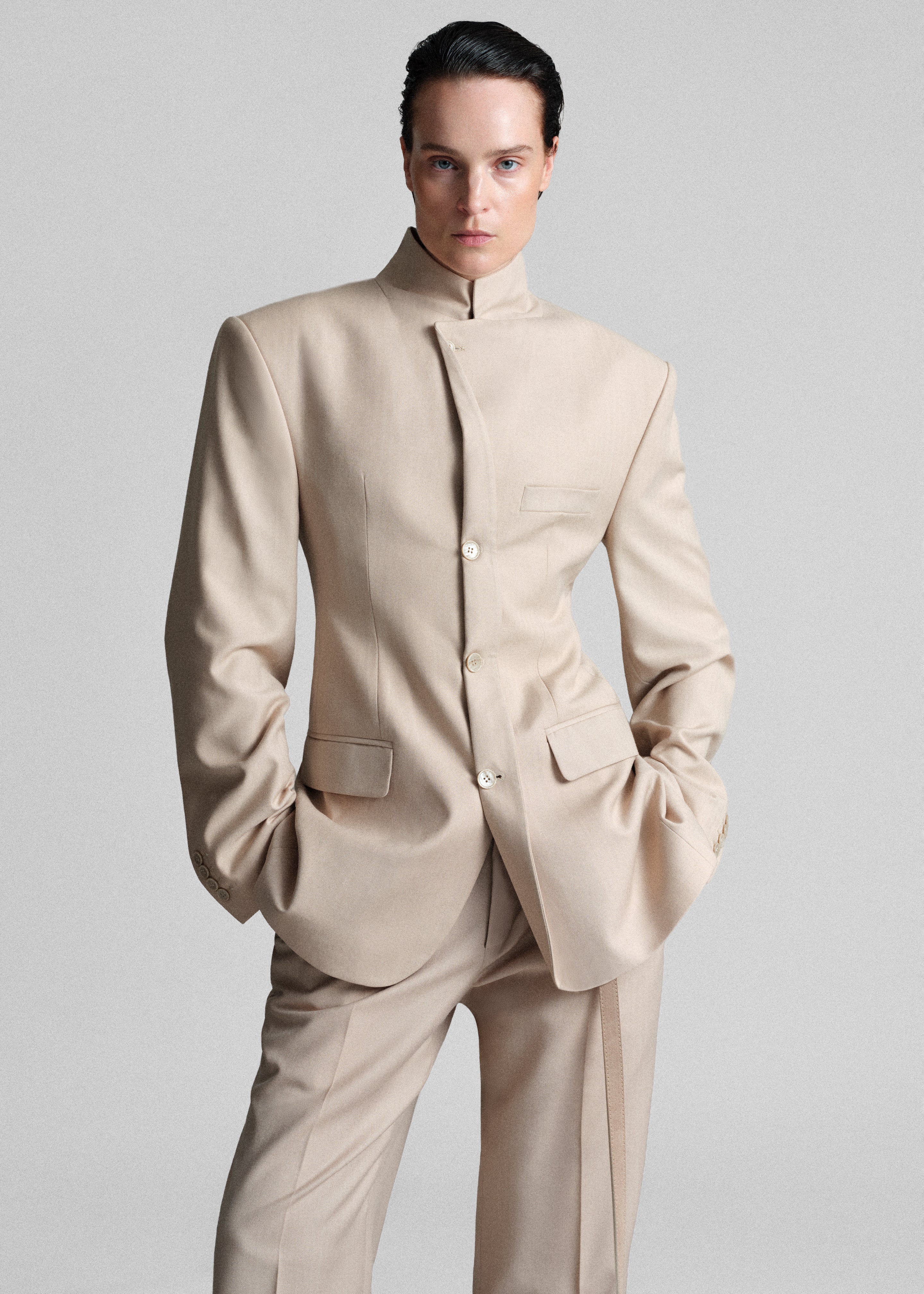 Bettter Folded Blazer - Beige - Image 4