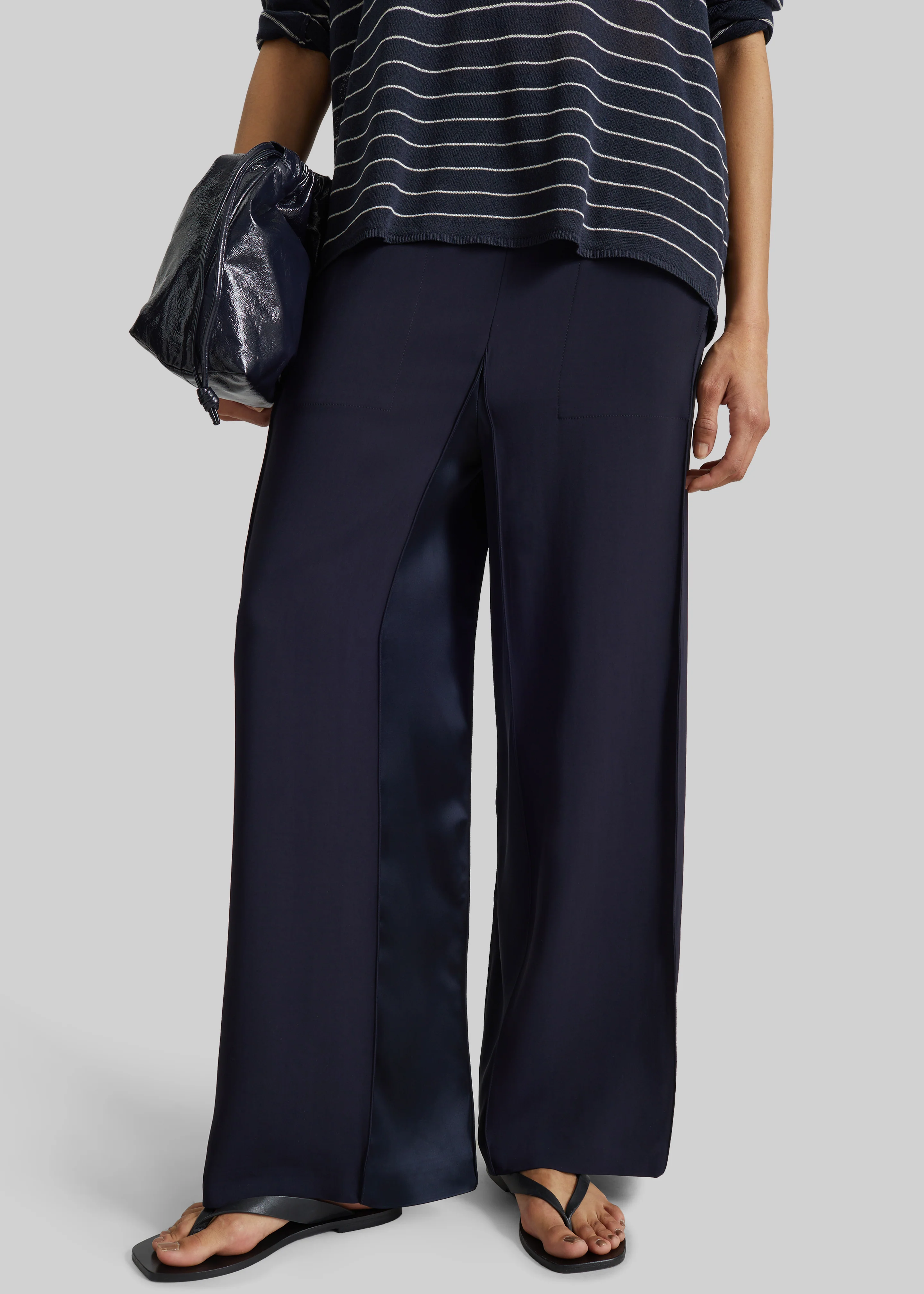 Bevza Wide Leg Culottes - Dark Ink Navy - Image 4