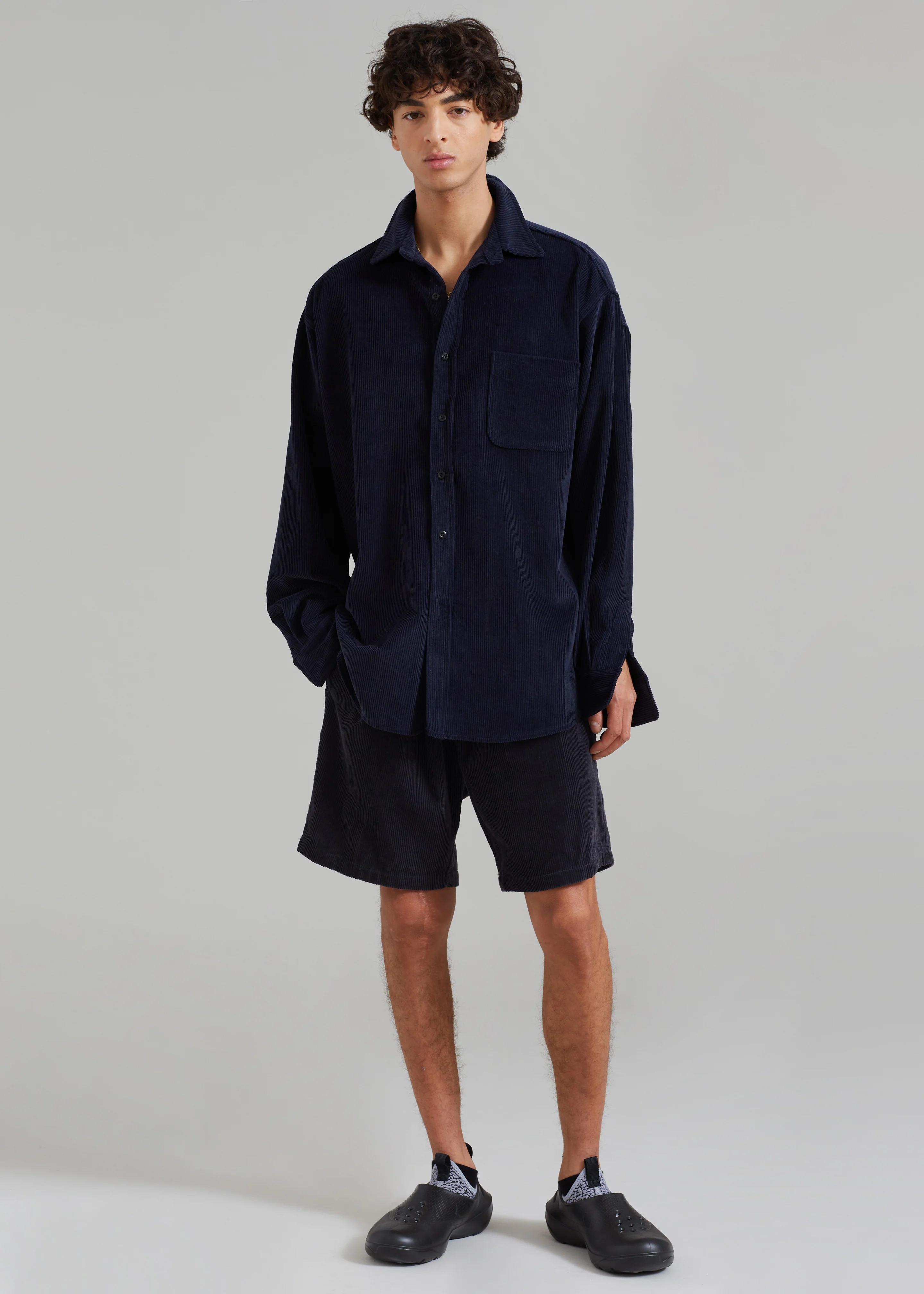 Camden Corduroy Shorts - Navy - Image 4