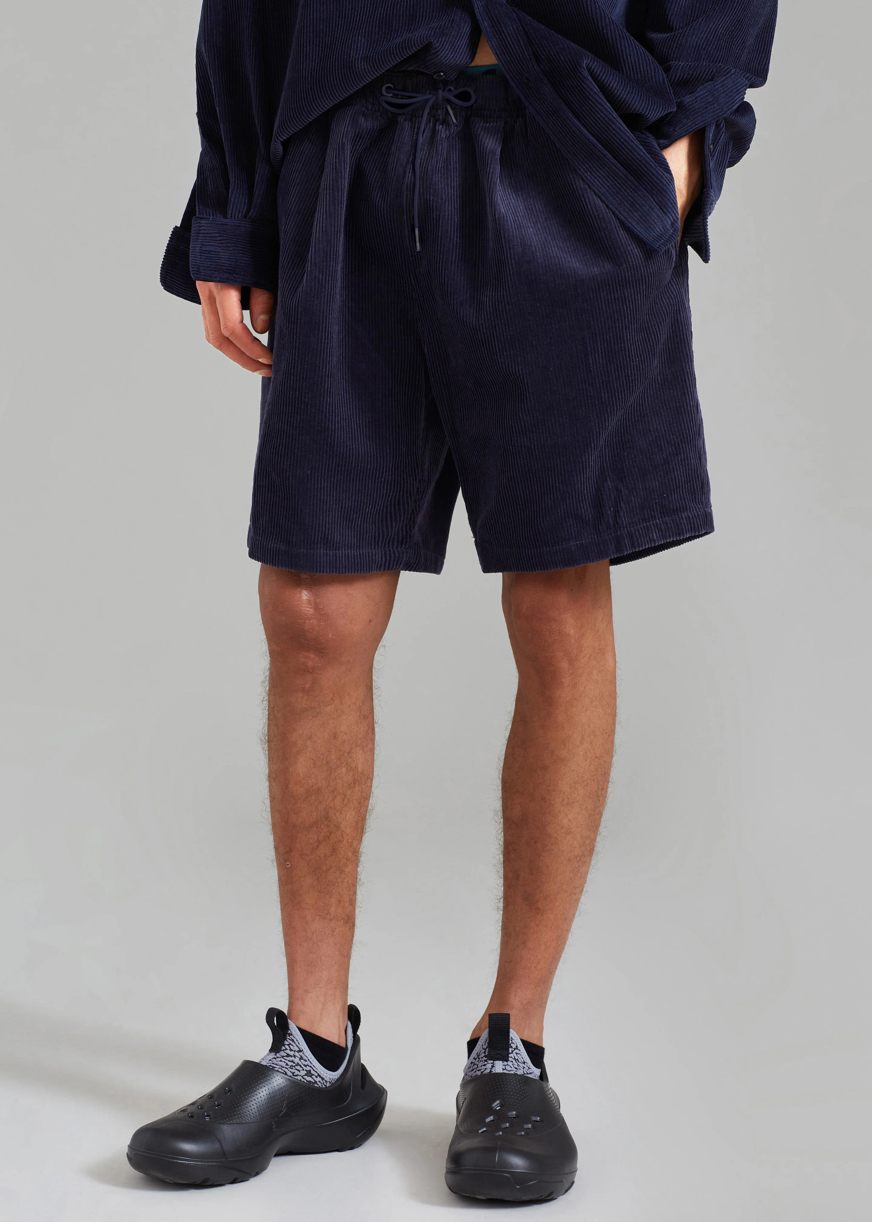 Camden Corduroy Shorts - Navy - Image 5