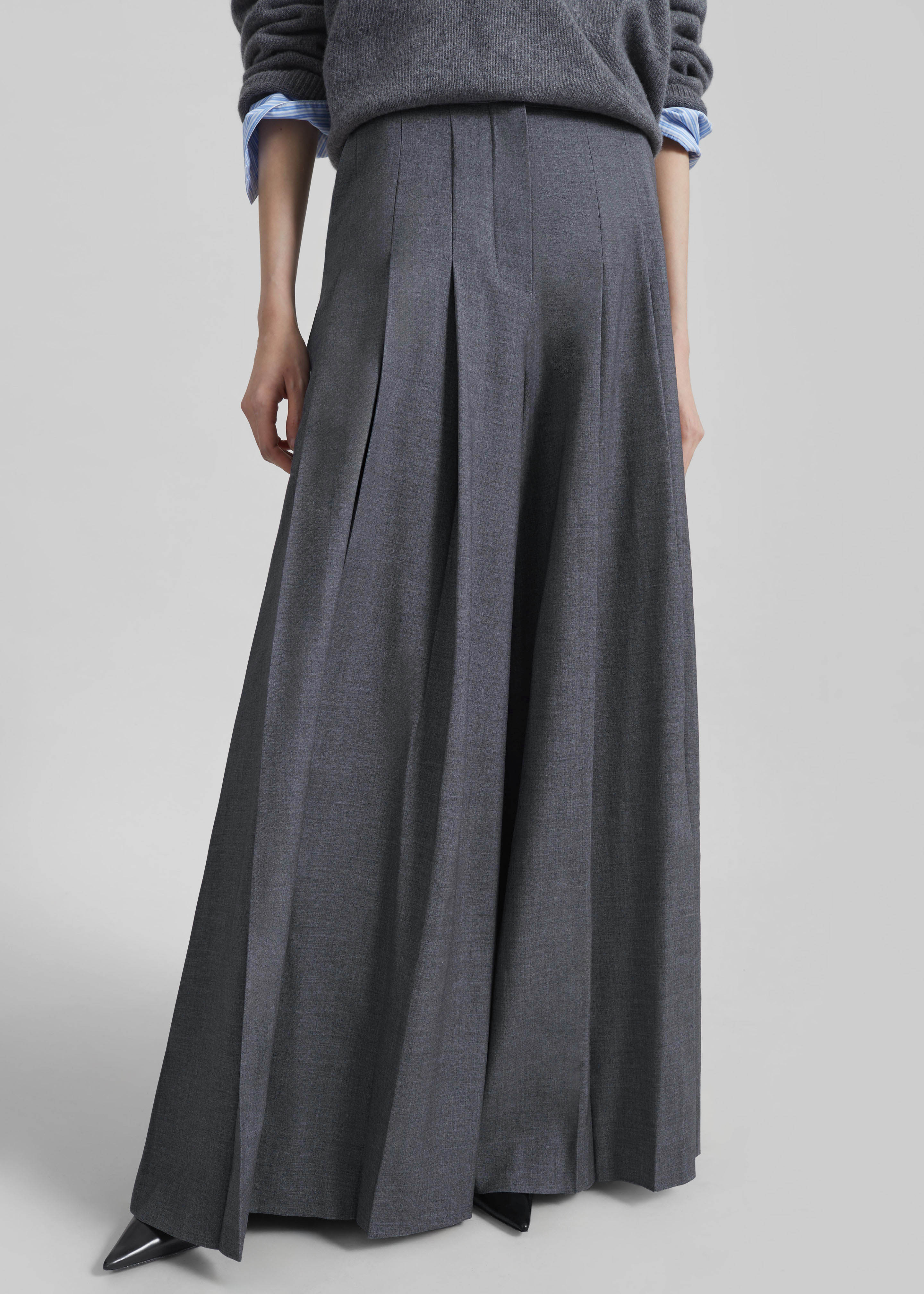Carrick Pleated Wide Trousers - Dark Grey Melange - Image 4