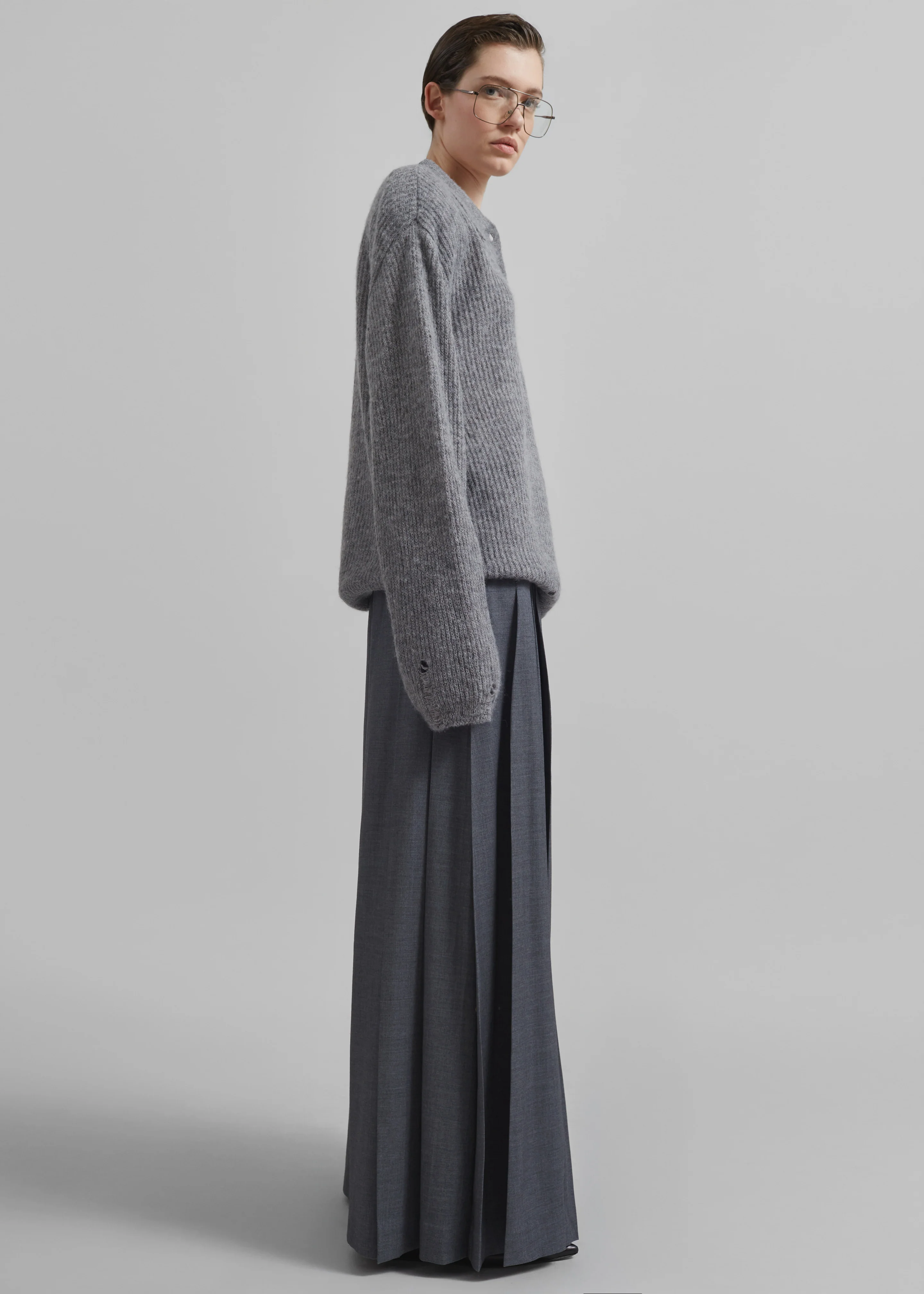 Carrick Pleated Wide Trousers - Dark Grey Melange - Image 7