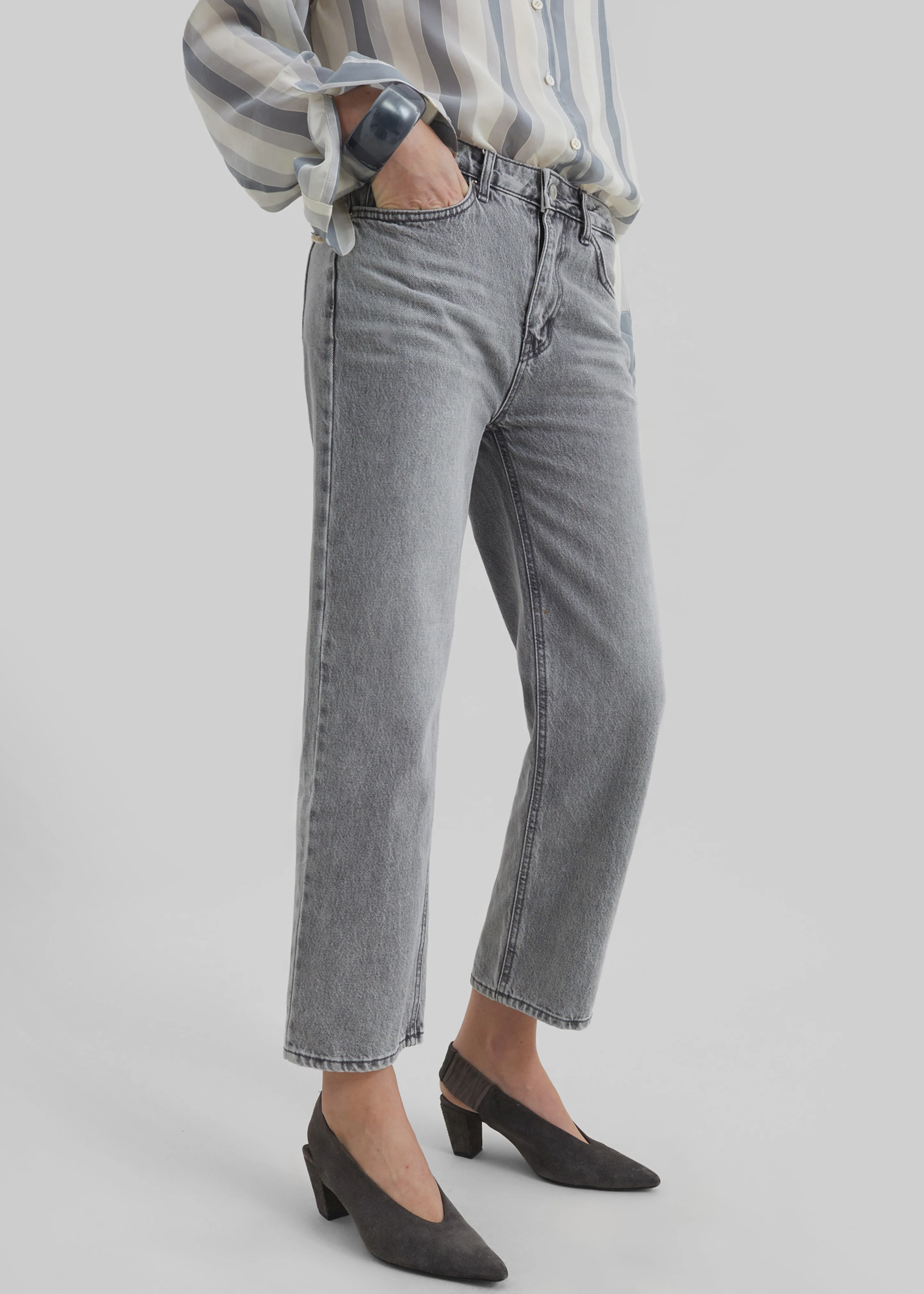 Cig Straight Jeans - Grey Wash - Image 2