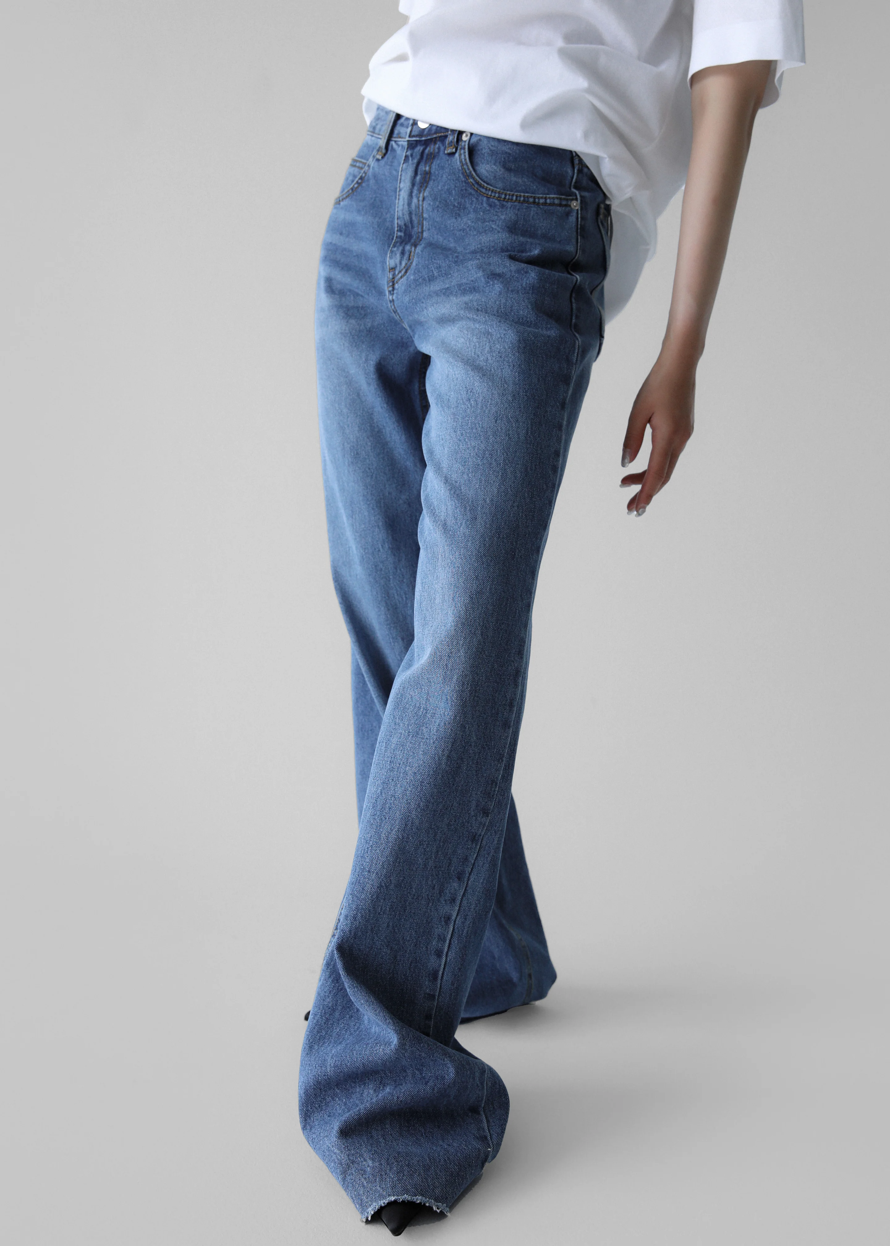 Cromer Jeans - Medium Wash - Image 6