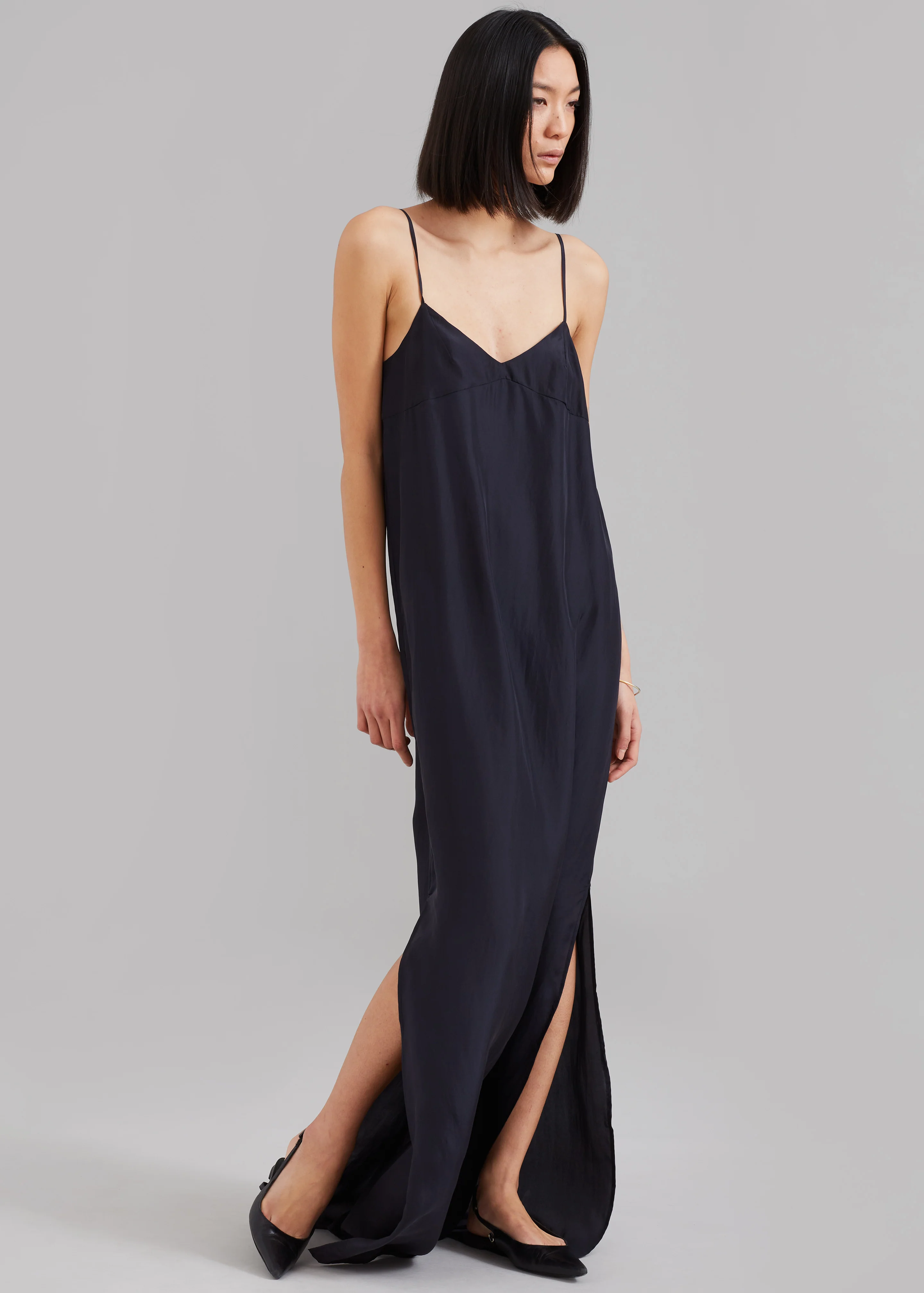 Dylana Sleeveless Maxi Dress - Navy - Image 4