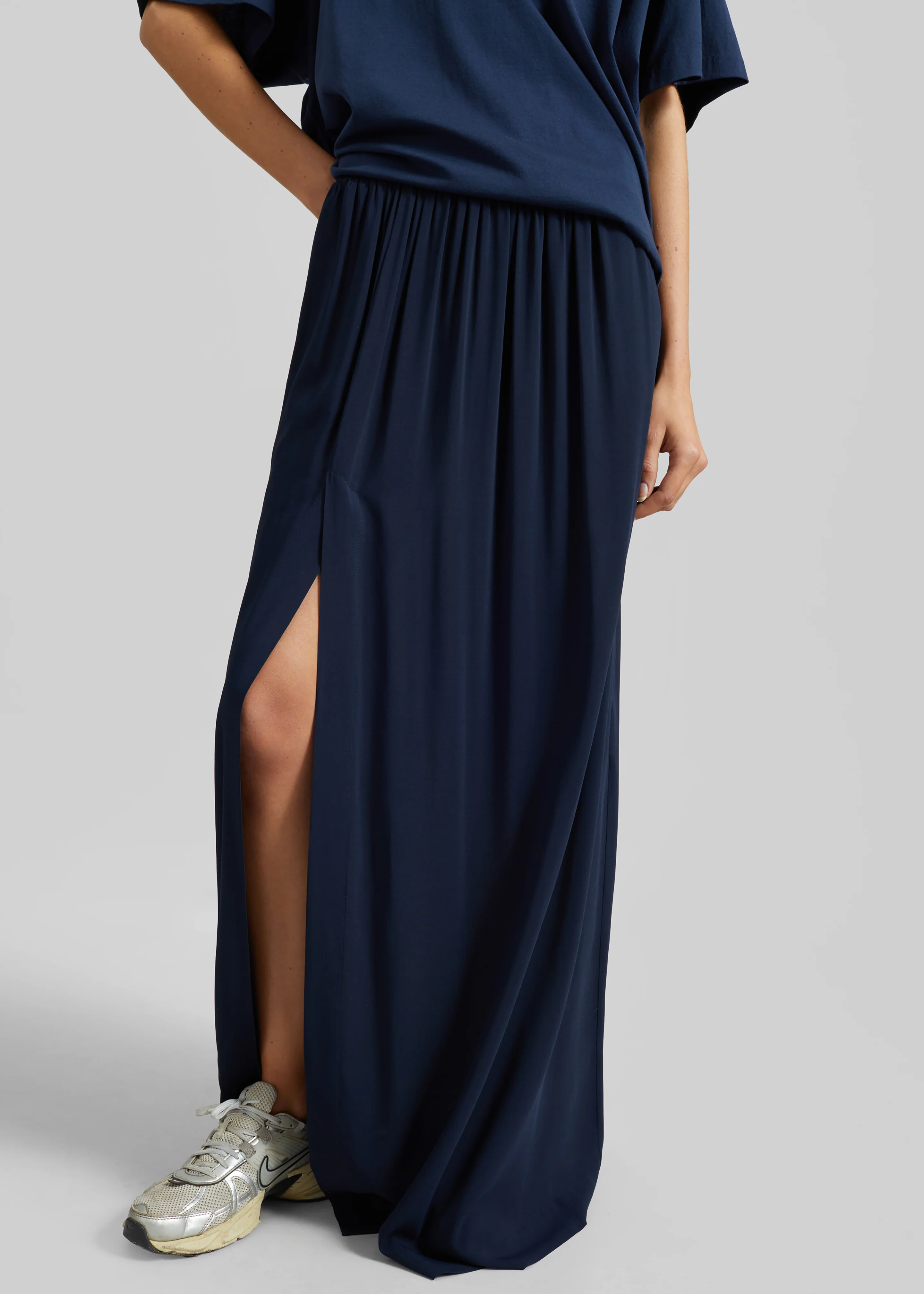 Elie Silk Fluid Maxi Skirt - Navy - Image 2