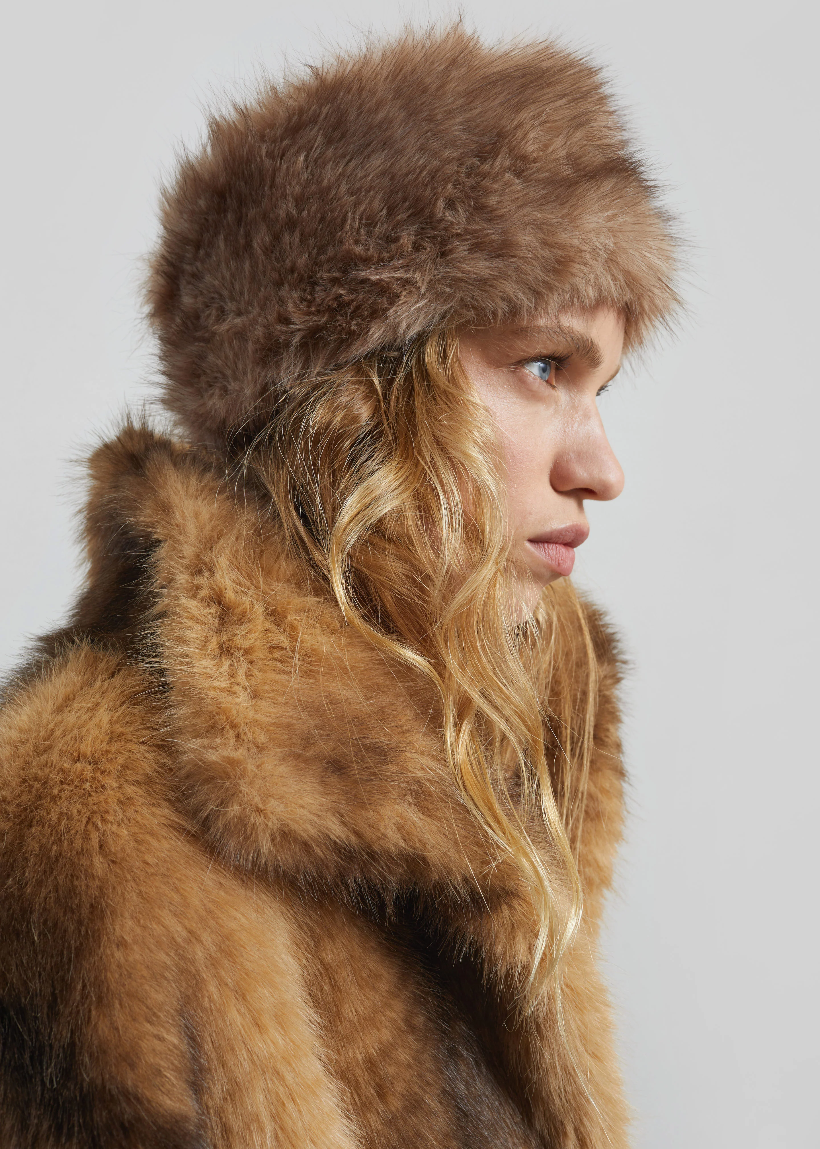 Elne Faux Fur Hair Band - Beige Melange - Image 3