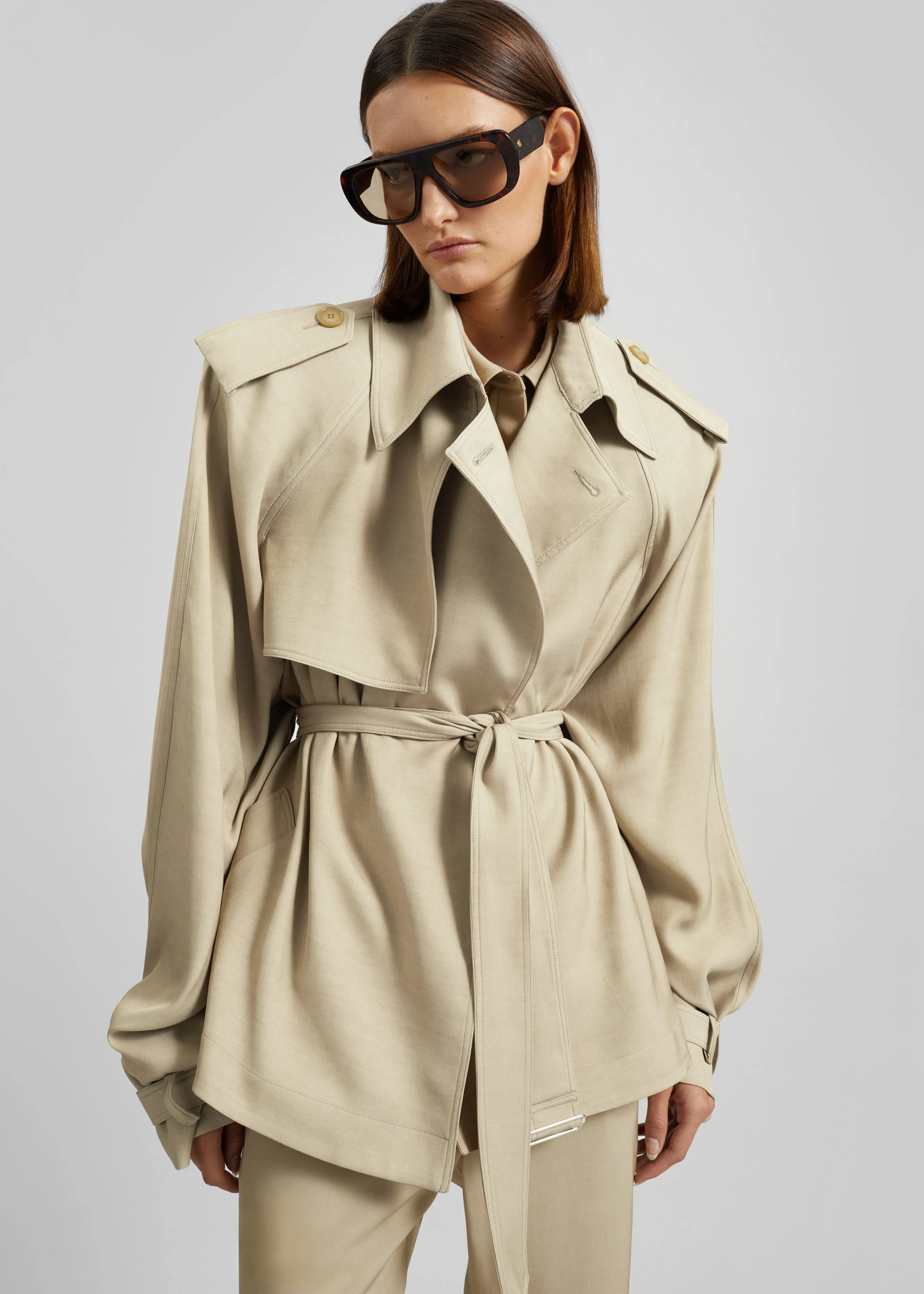 Elva Fluid Short Trench - Beige - Image 2