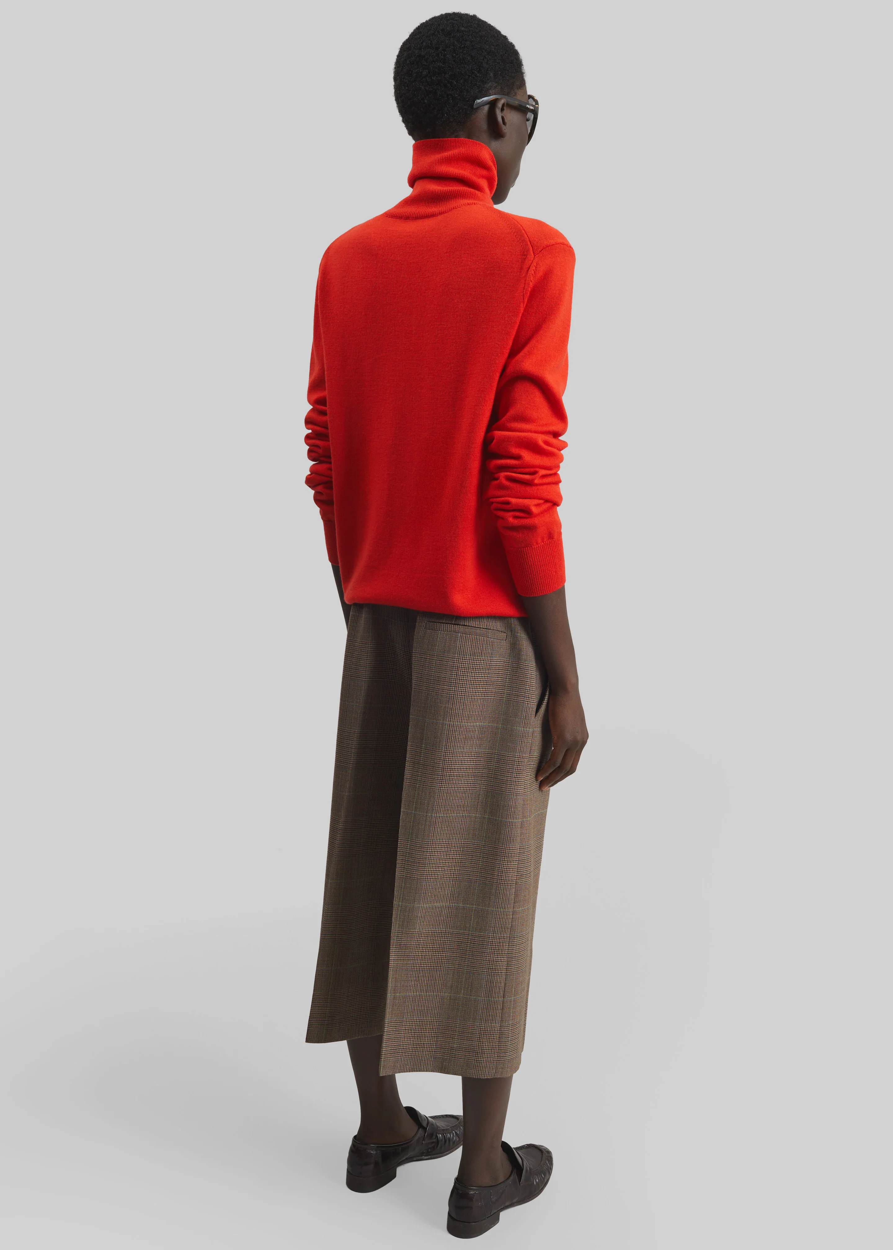 Eve Thin Turtleneck Sweater - Red - Image 6