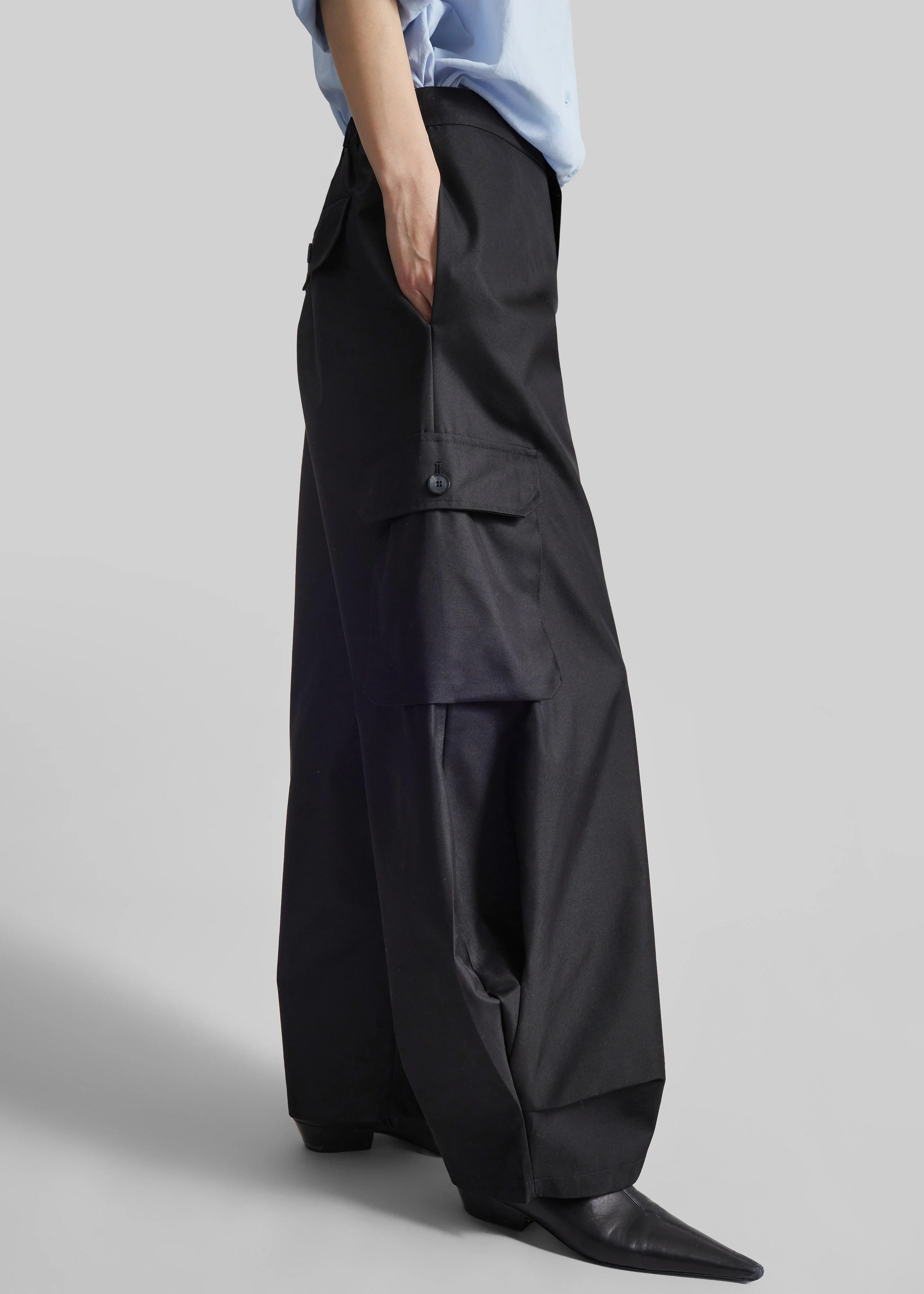Geilo Barrel Leg Pants - Black - Image 3