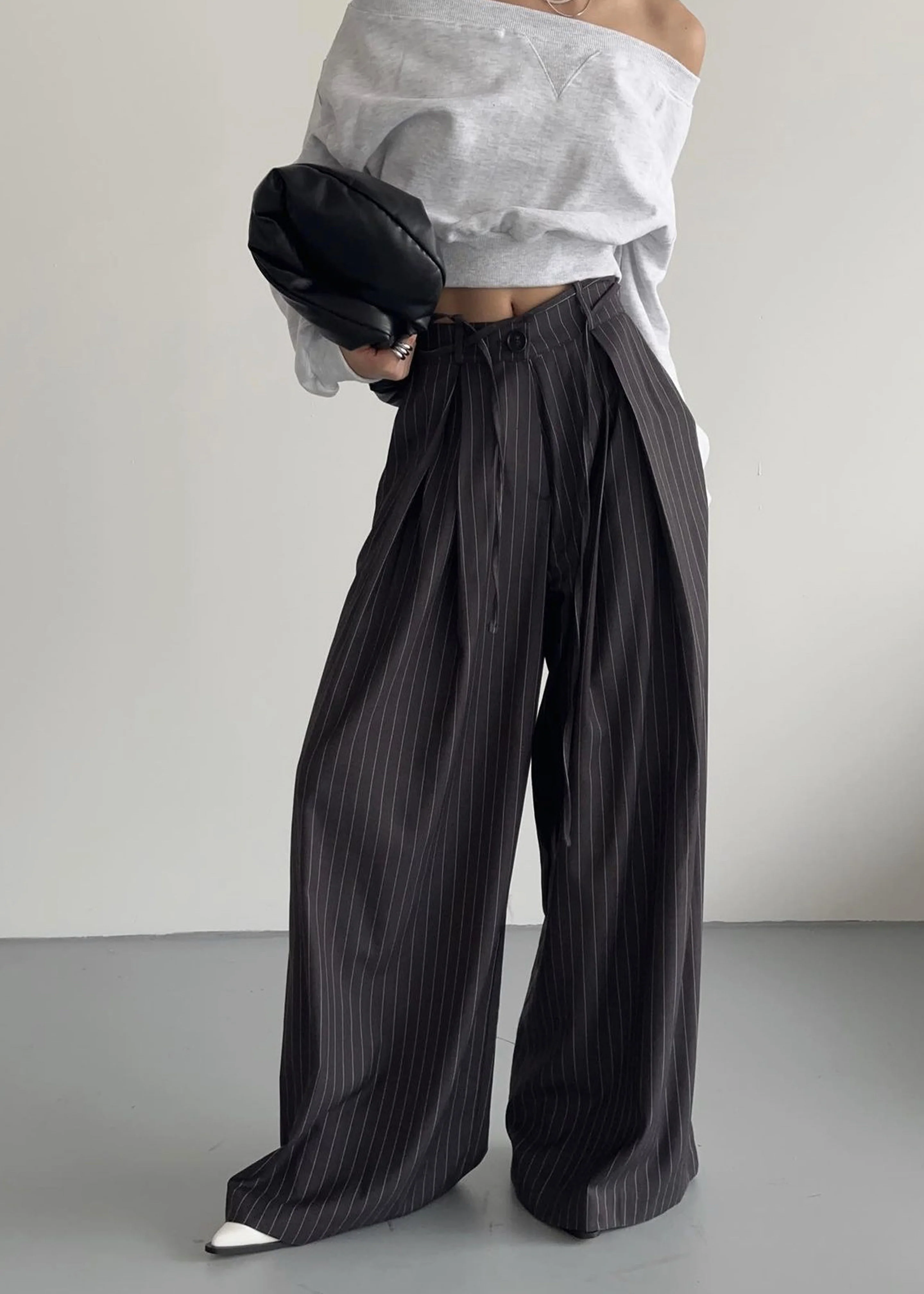 Gine Cropped Sweatshirt - Grey Melange - Image 4