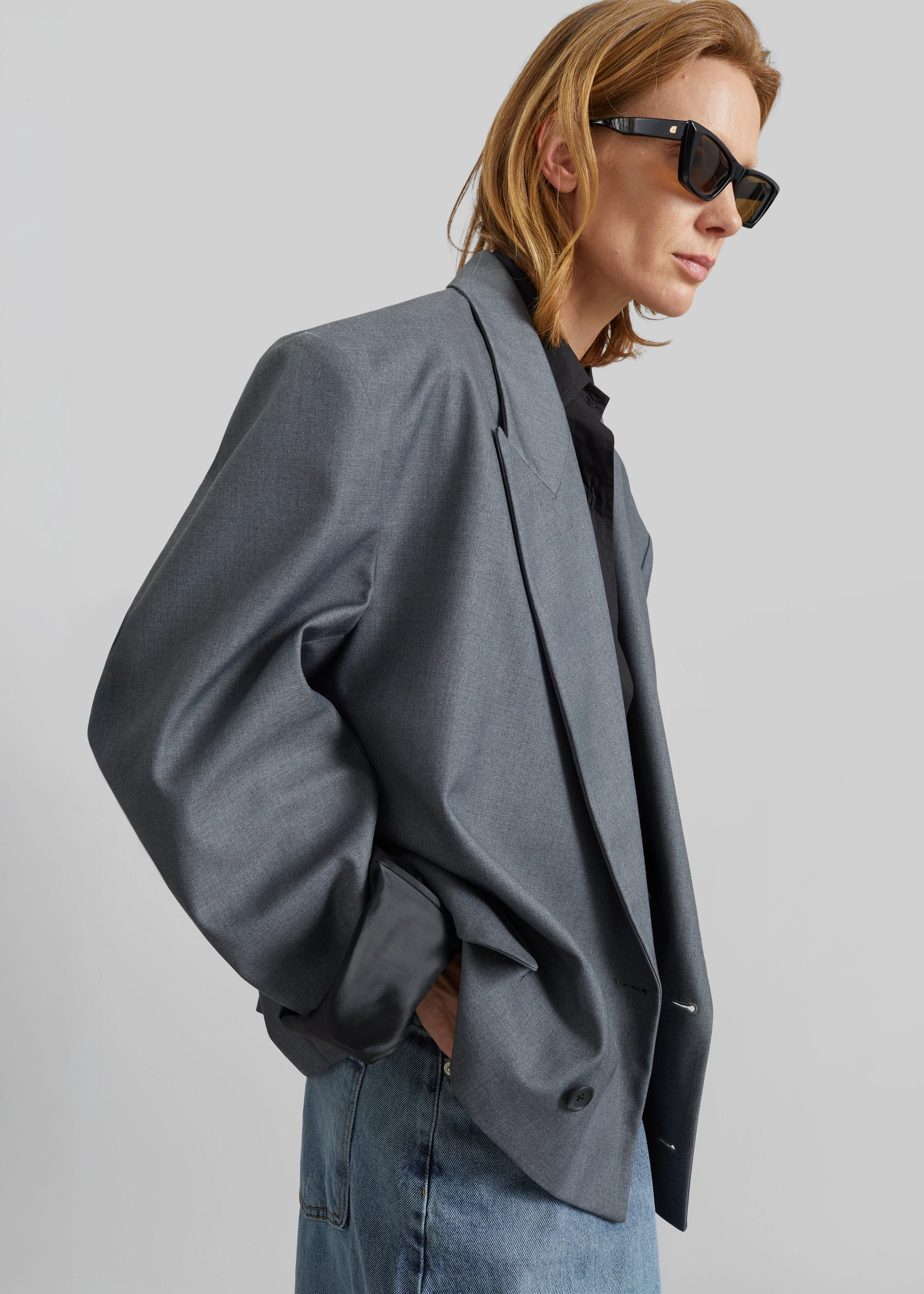 Helna Boxy Cropped Blazer - Grey - Image 3