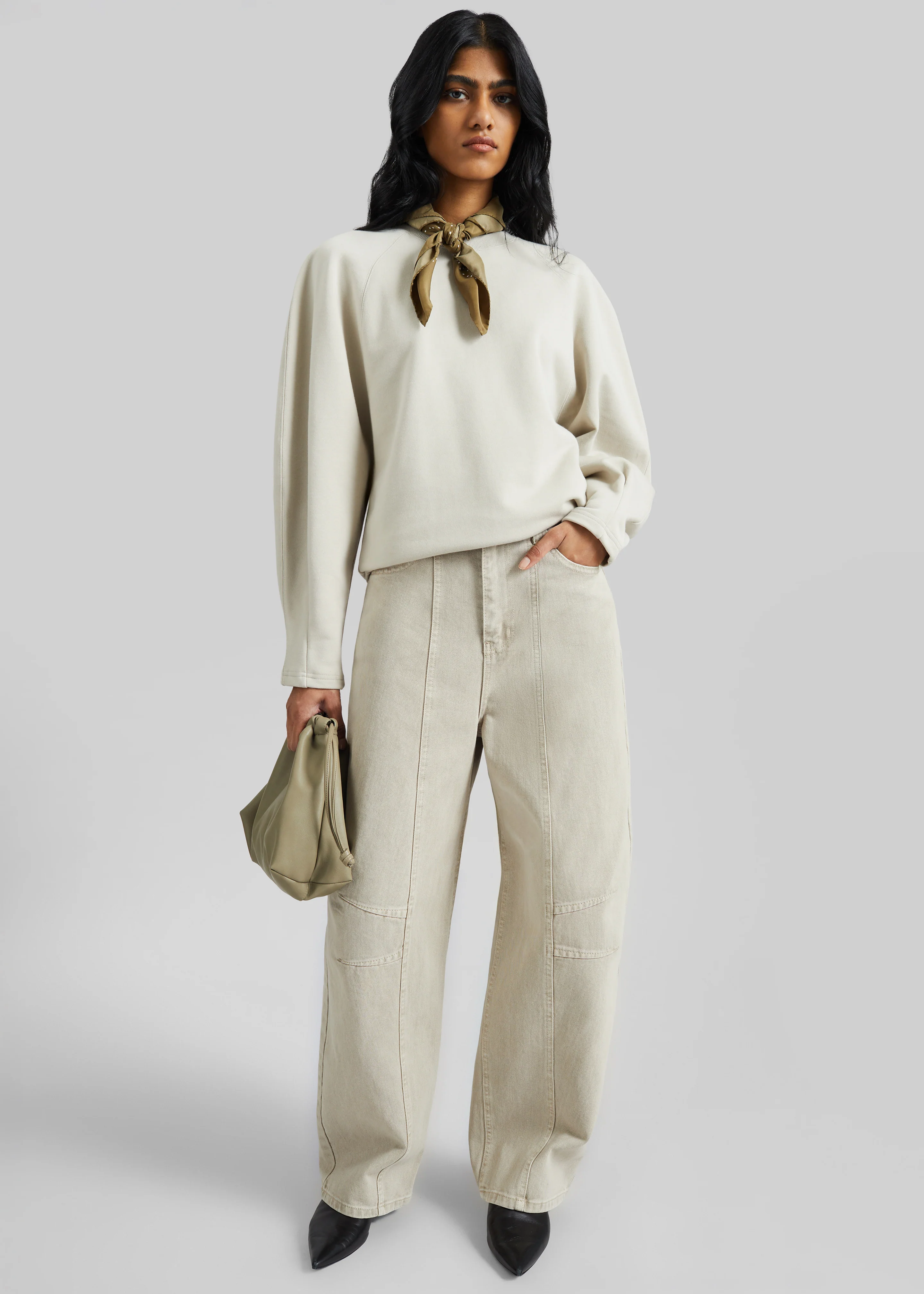 Idre Barrel Leg Jeans - Beige - Image 5