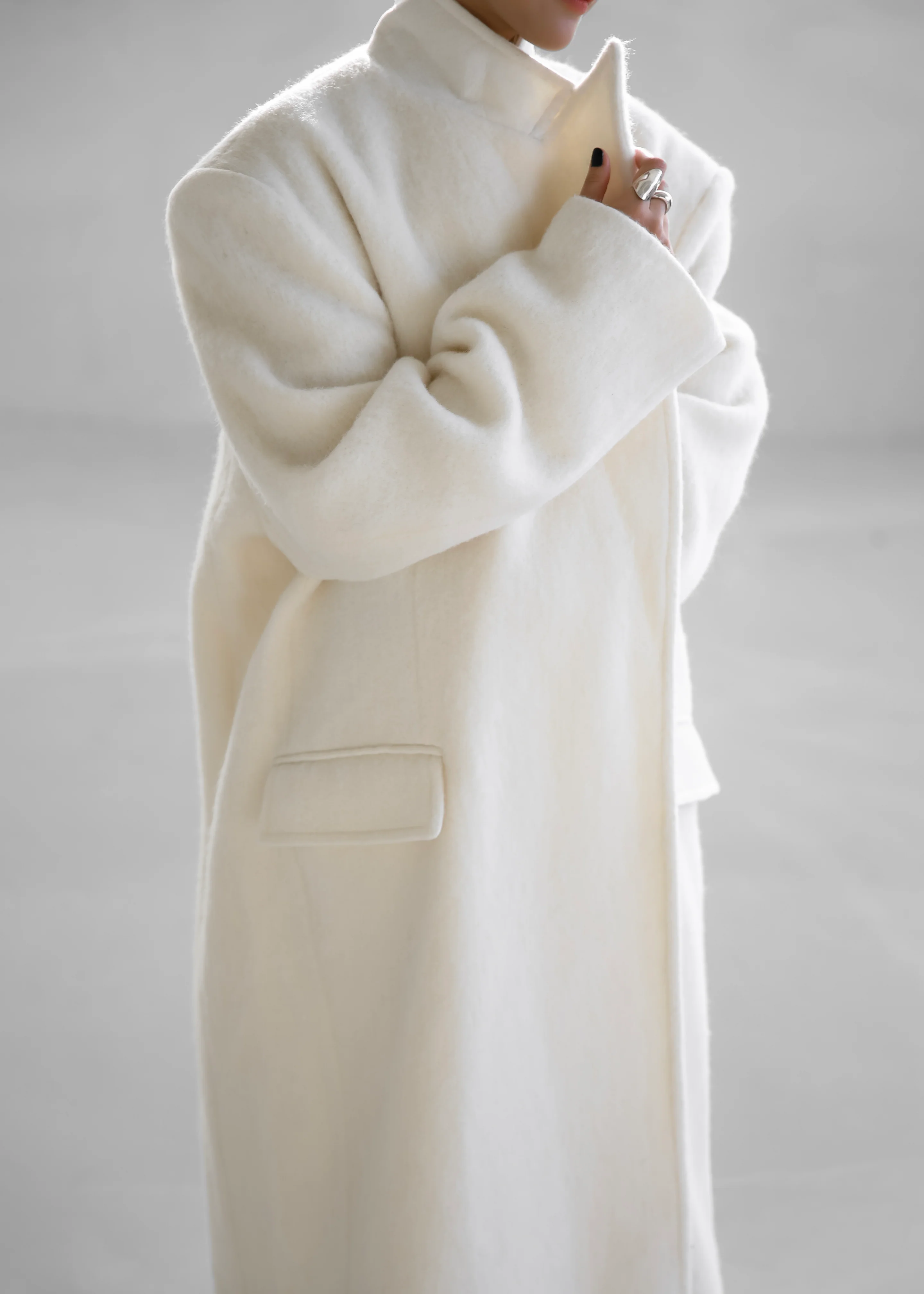 John Oversized Coat - Ivory - Image 11