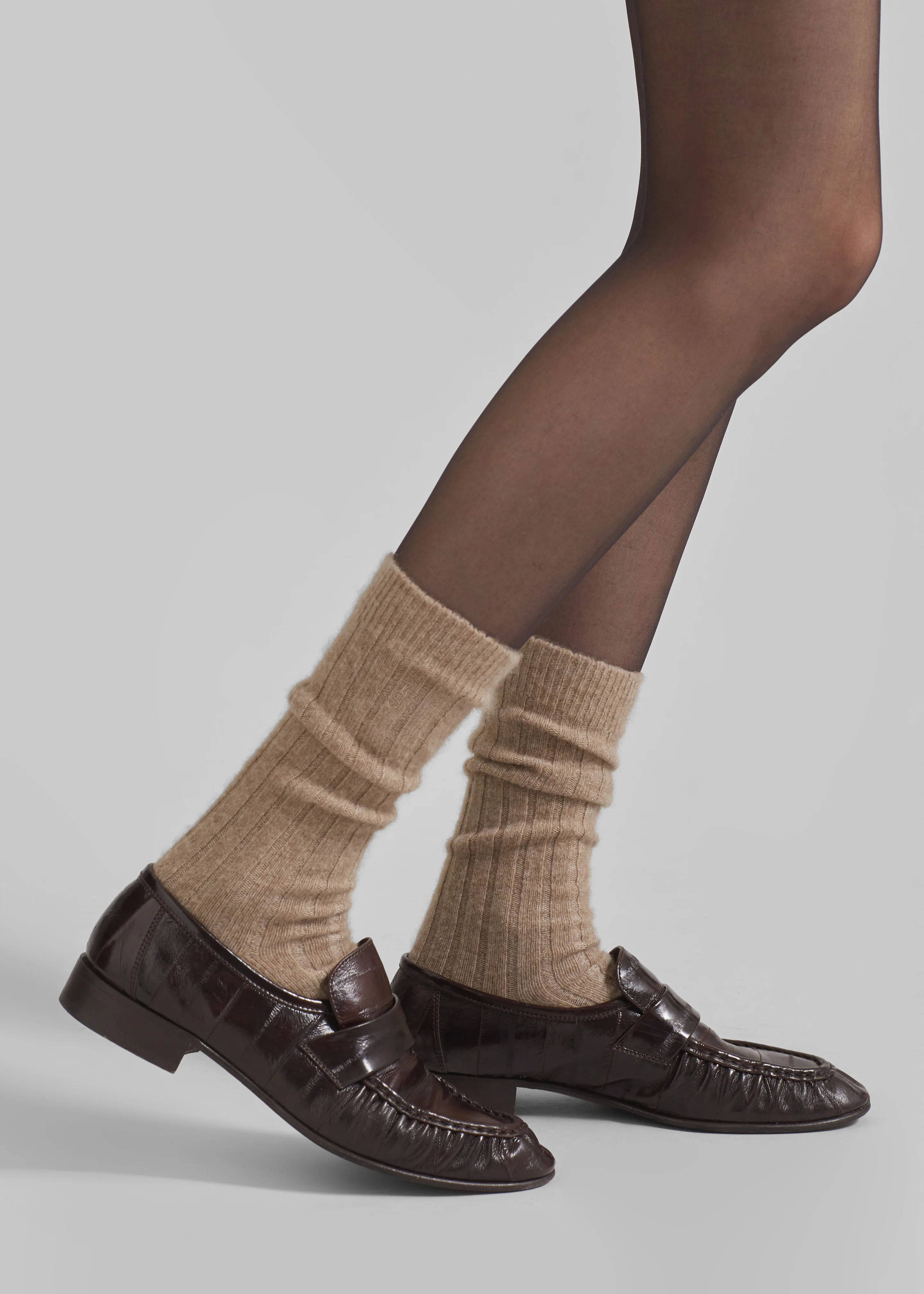 Kano Cashmere Ribbed Socks - Taupe - Image 6