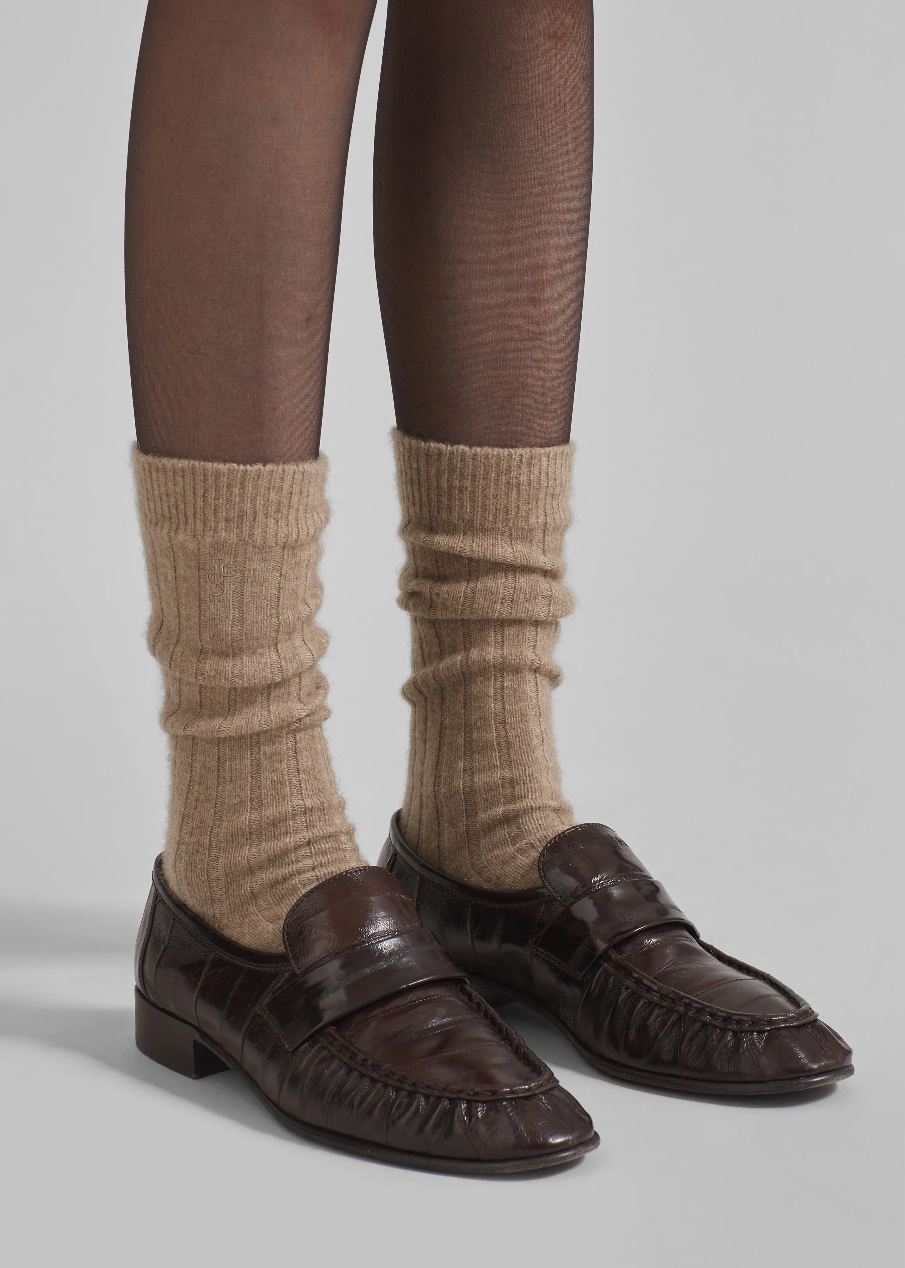 Kano Cashmere Ribbed Socks - Taupe - Image 9