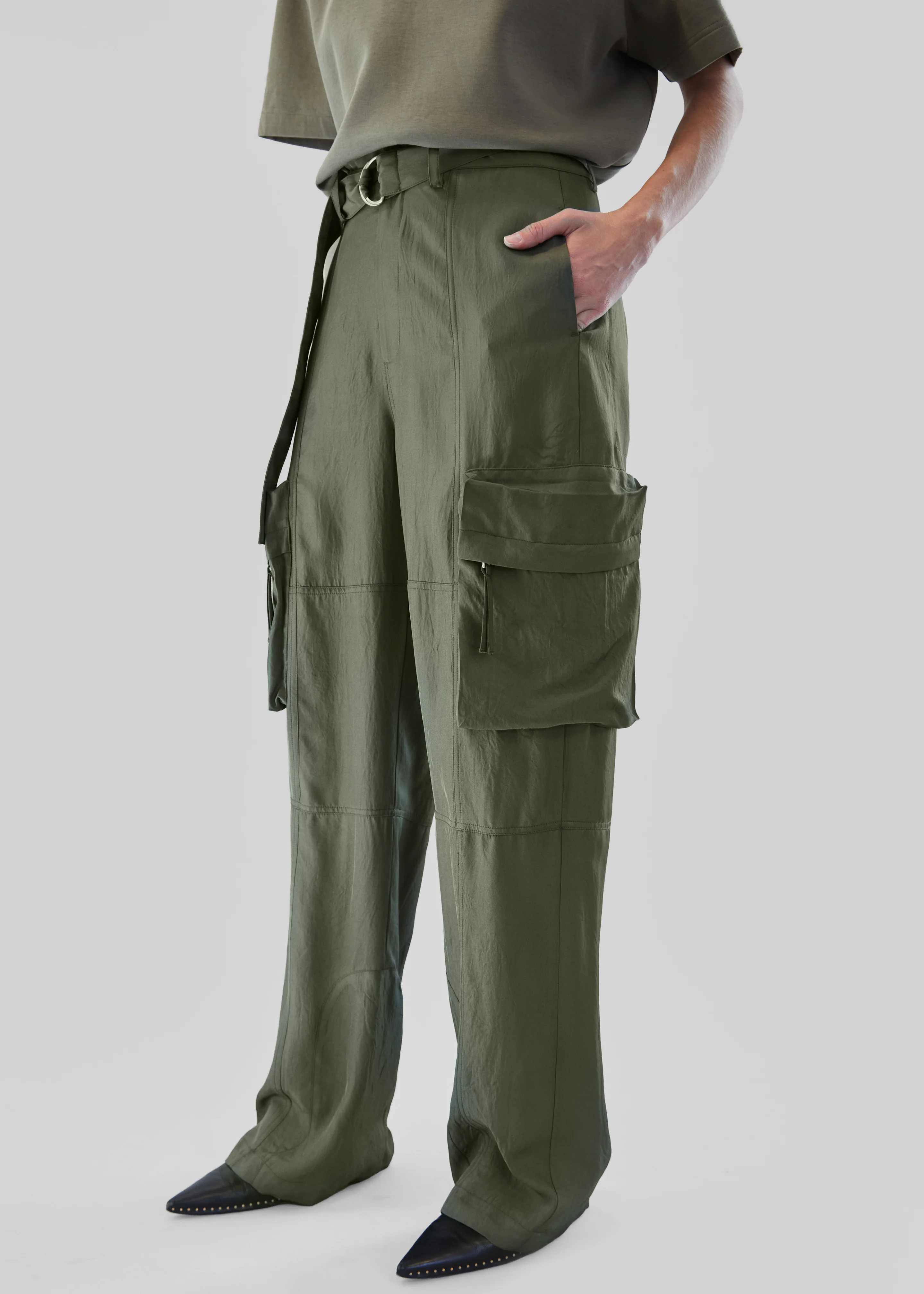 Kelly Fluid Cargo Pants - Moss Green - Image 4