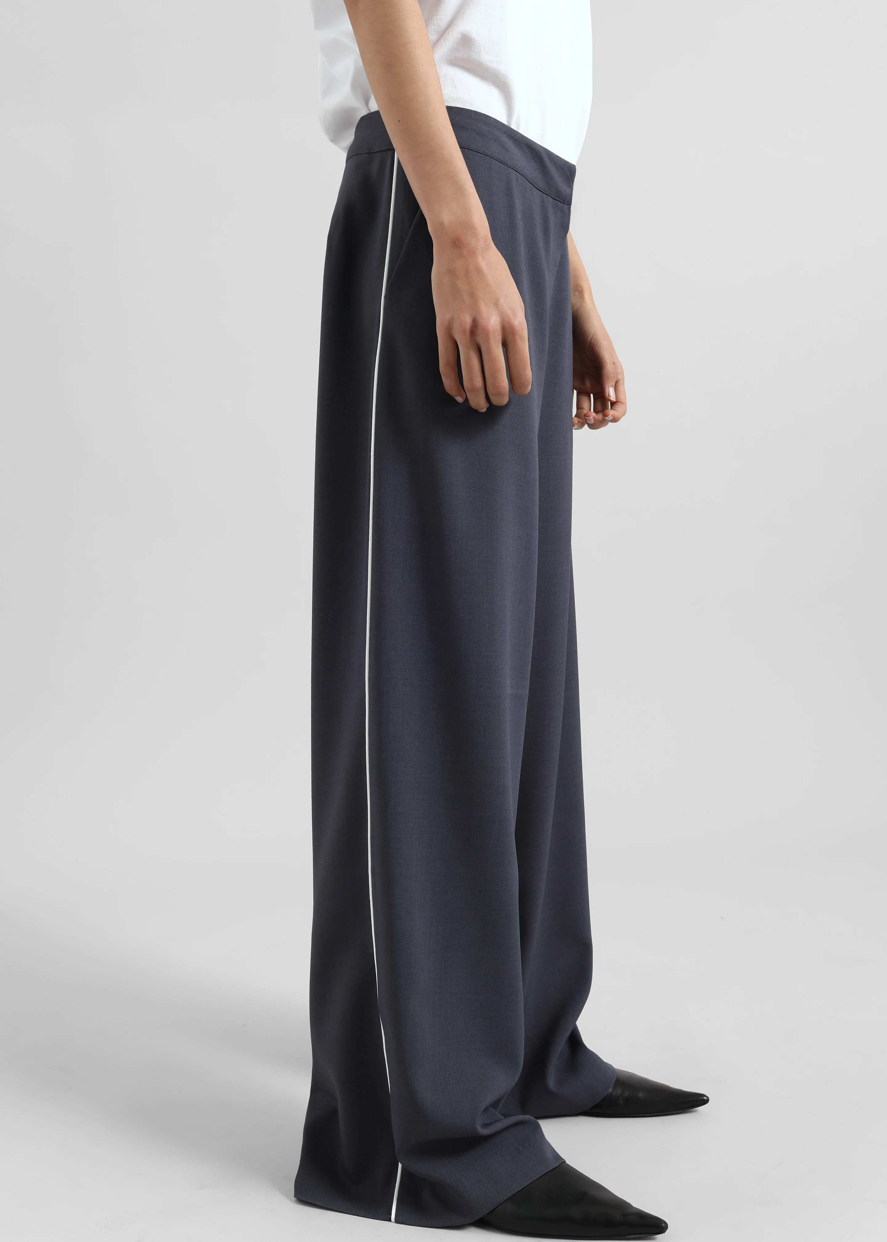 Kemi Contrast Trim Pants - Dark Blue - Image 3