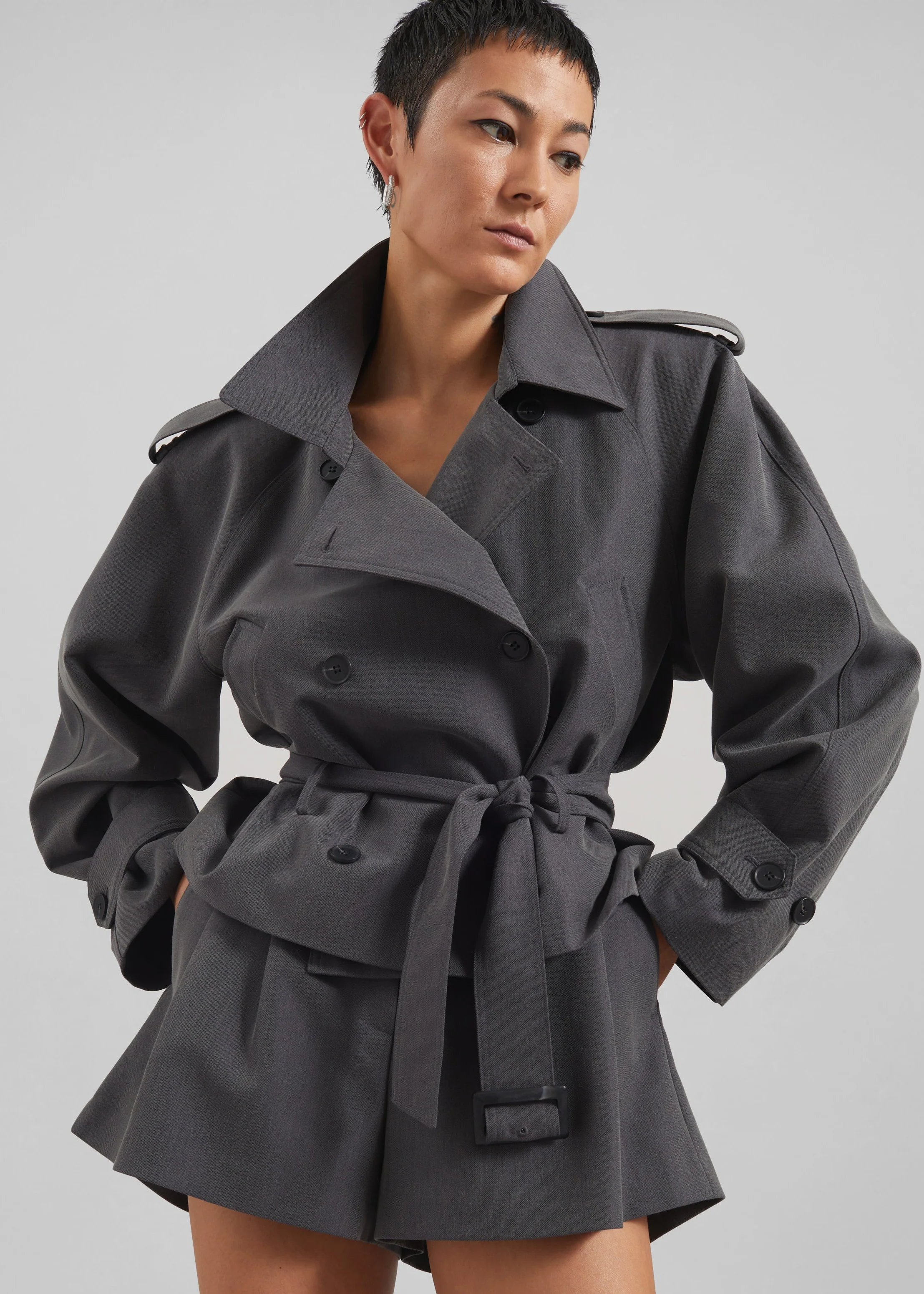 Kinsley Cropped Trench Jacket - Grey - Image 2