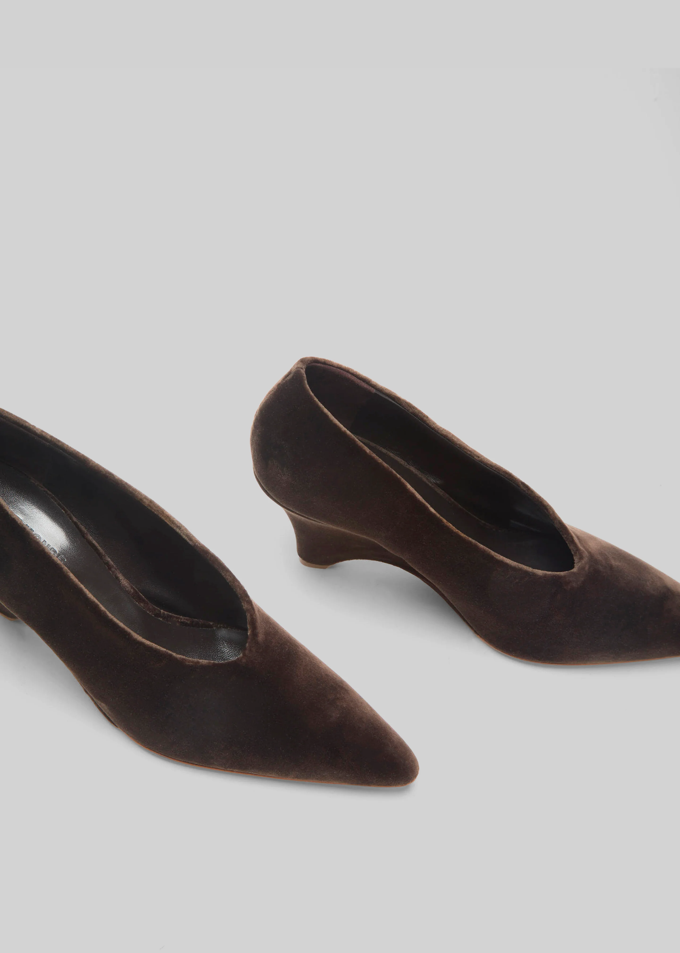 Le Monde Beryl Victoria Decolette Wedges - Visone - Image 4