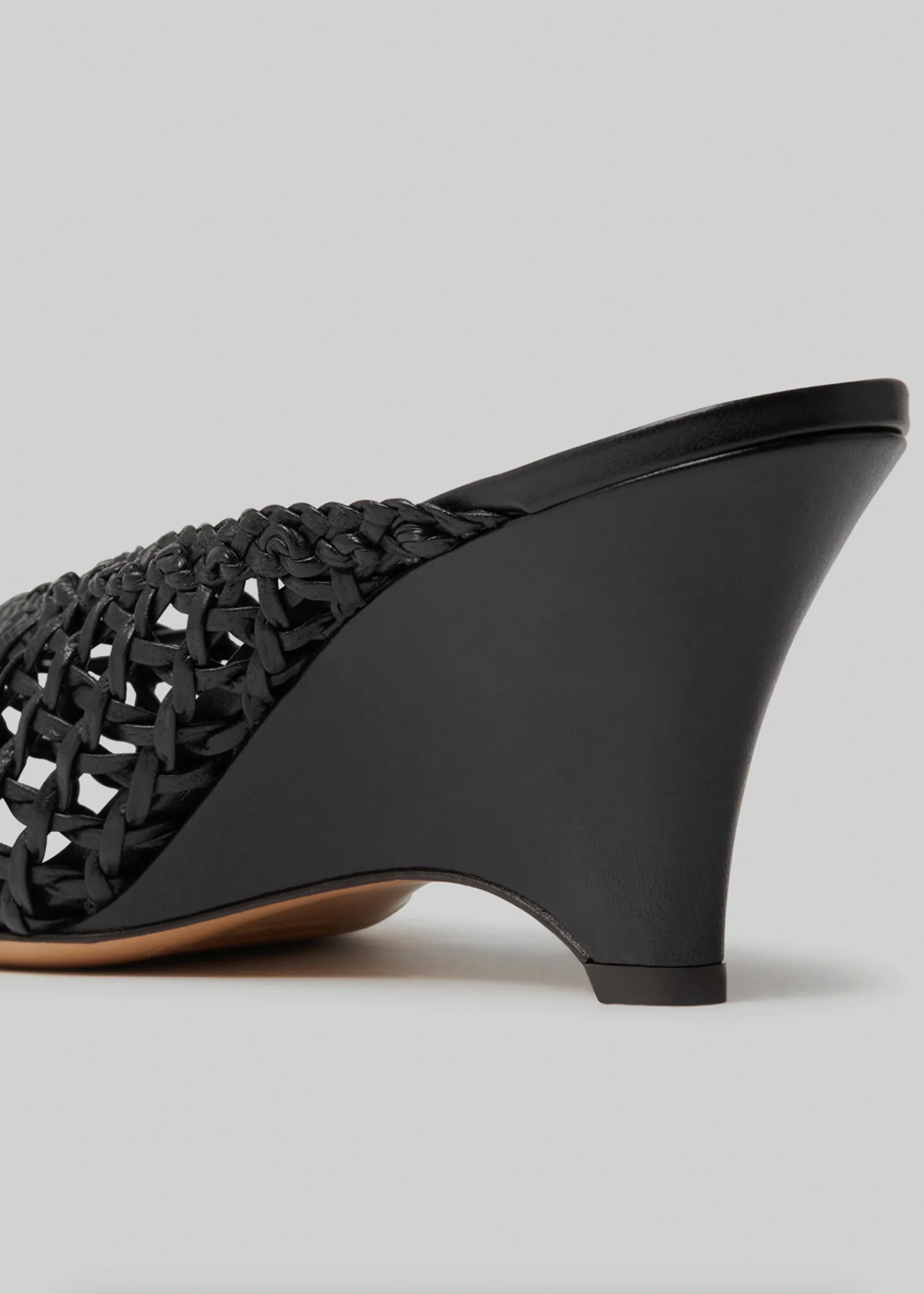 Le Monde Beryl Victoria Knotted Wedges - Black - Image 4