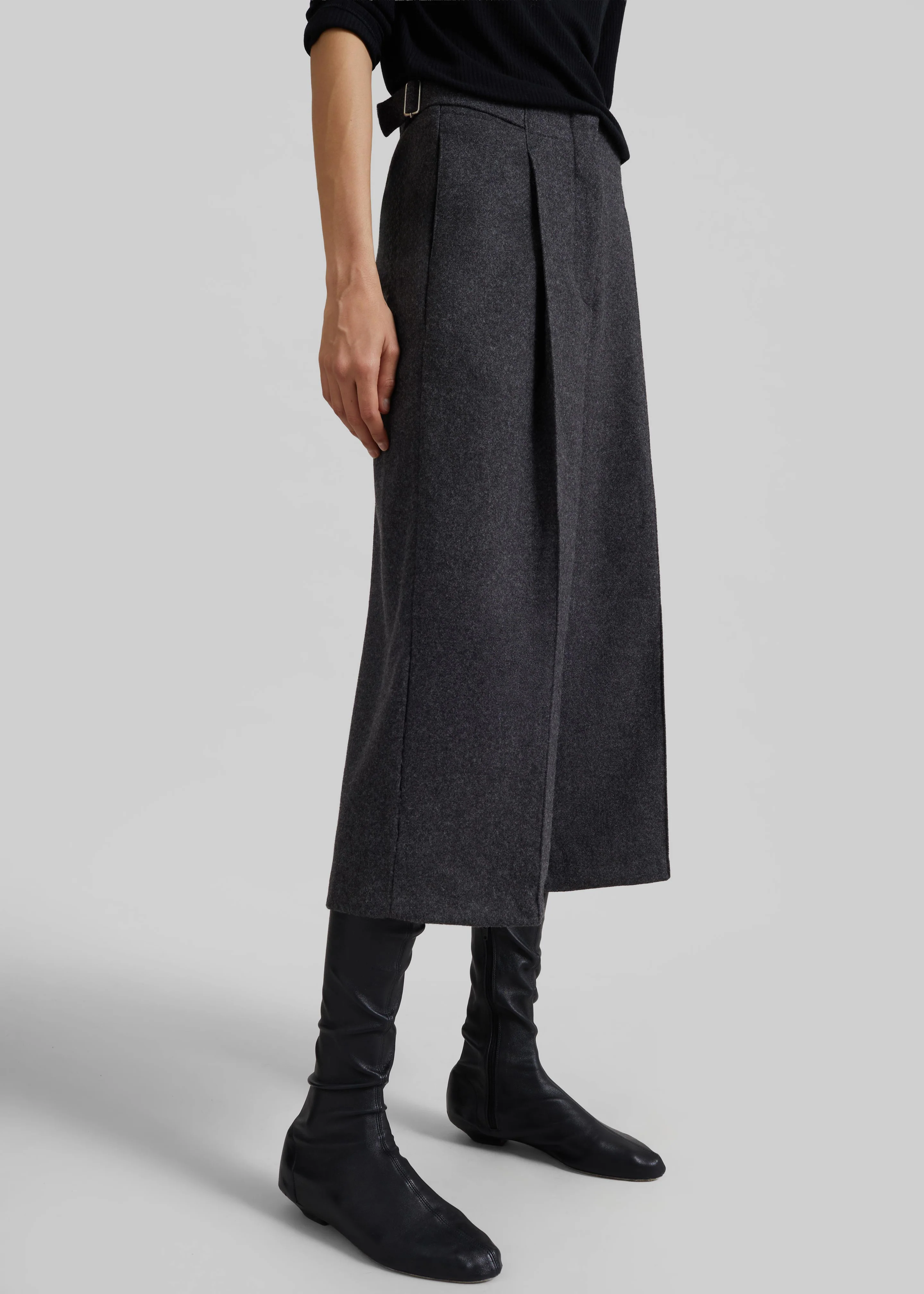 Leher Tailored Wool Culottes - Charcoal - Image 7