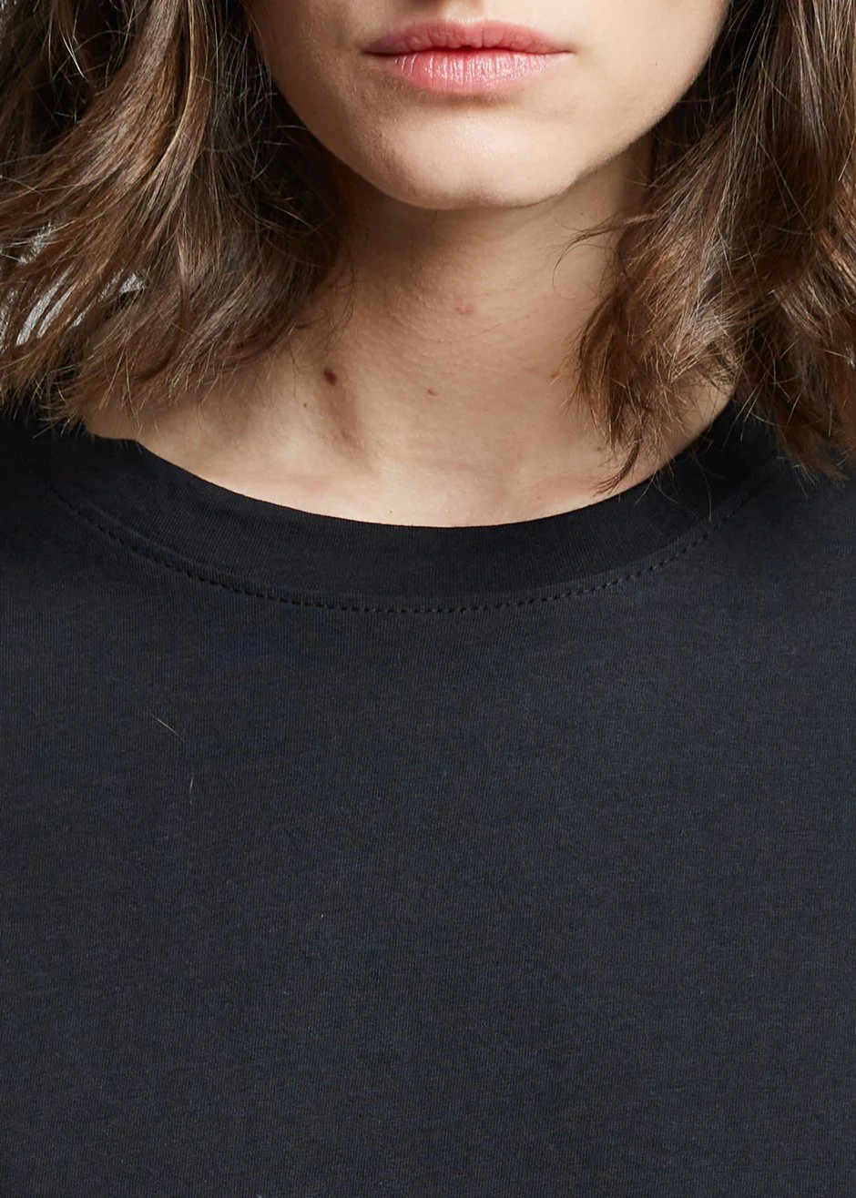 Lilou Simple Tee - Black - Image 4