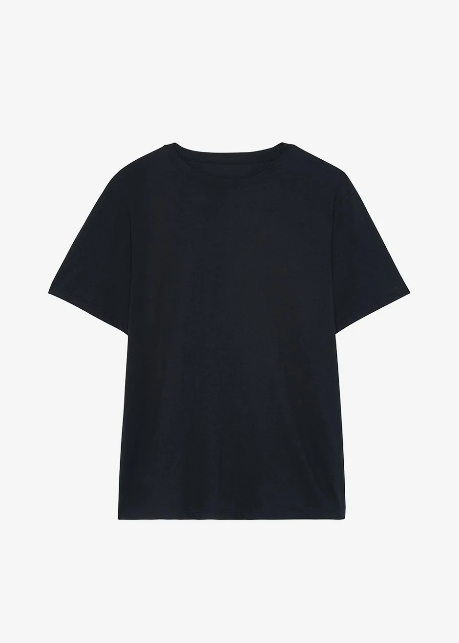 Lilou Simple Tee - Black - Image 6