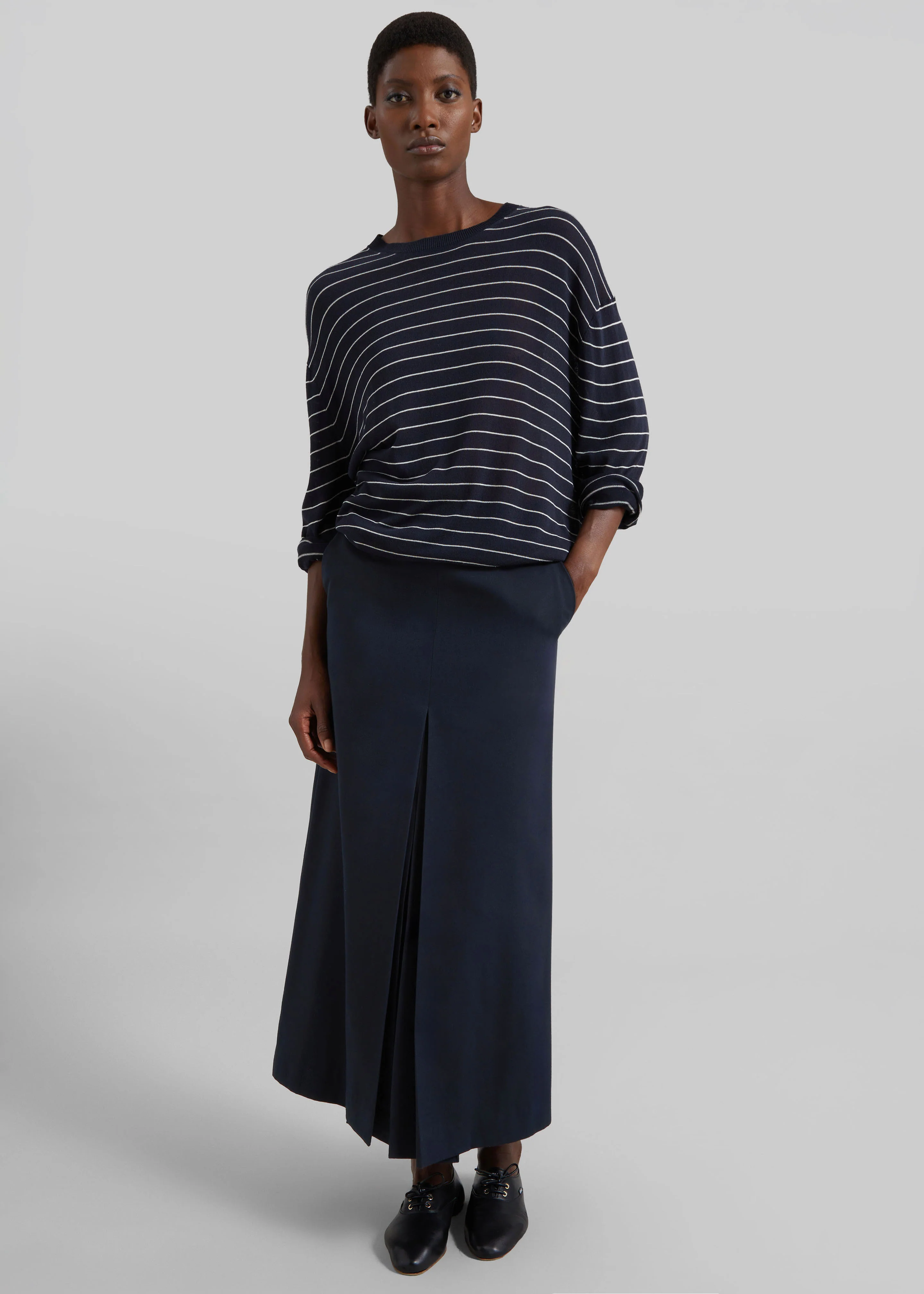 Lisle Front Slit Pencil Skirt - Navy - Image 4