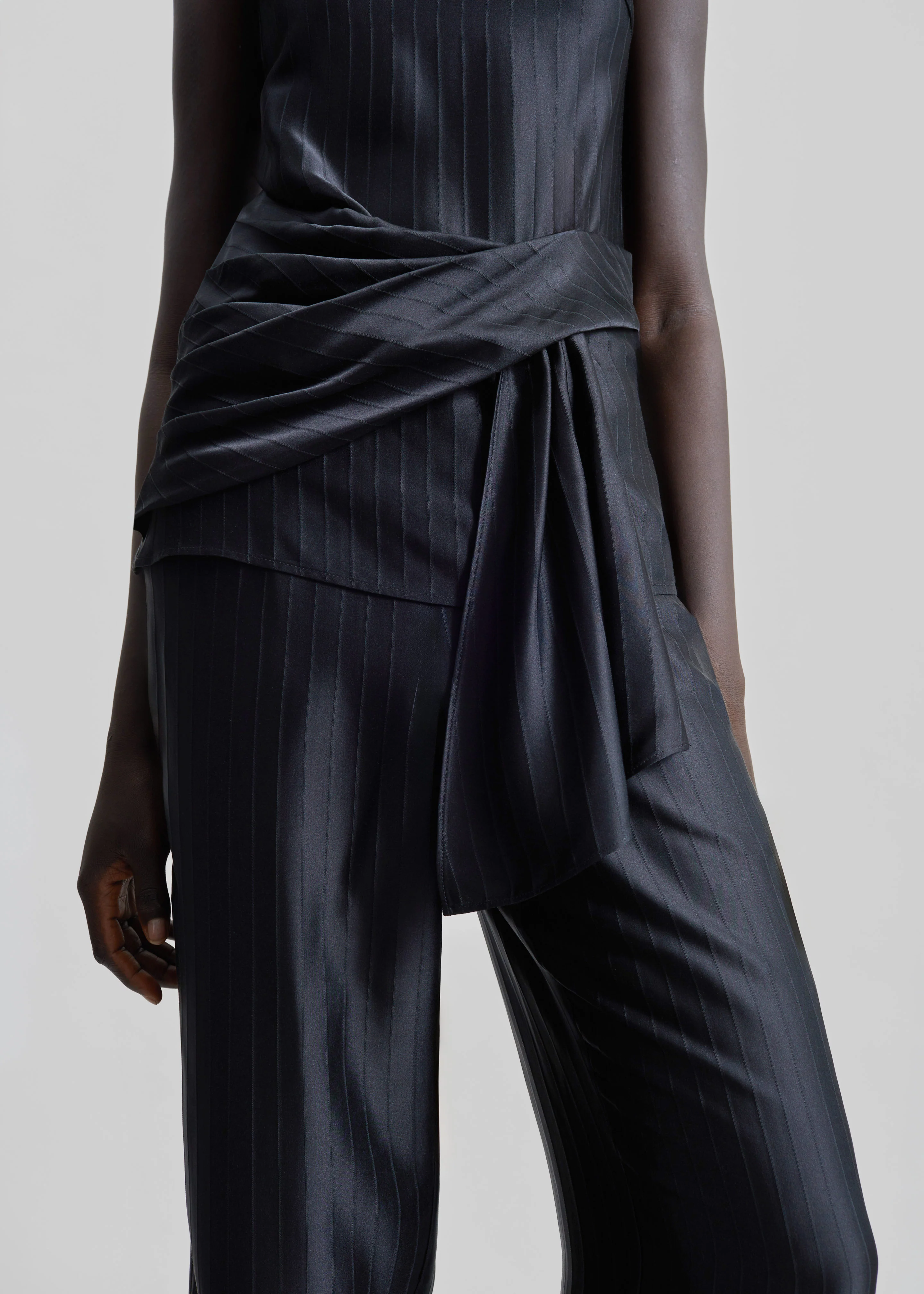 Loulou de Saison Fonda Draped Top - Black - Image 4