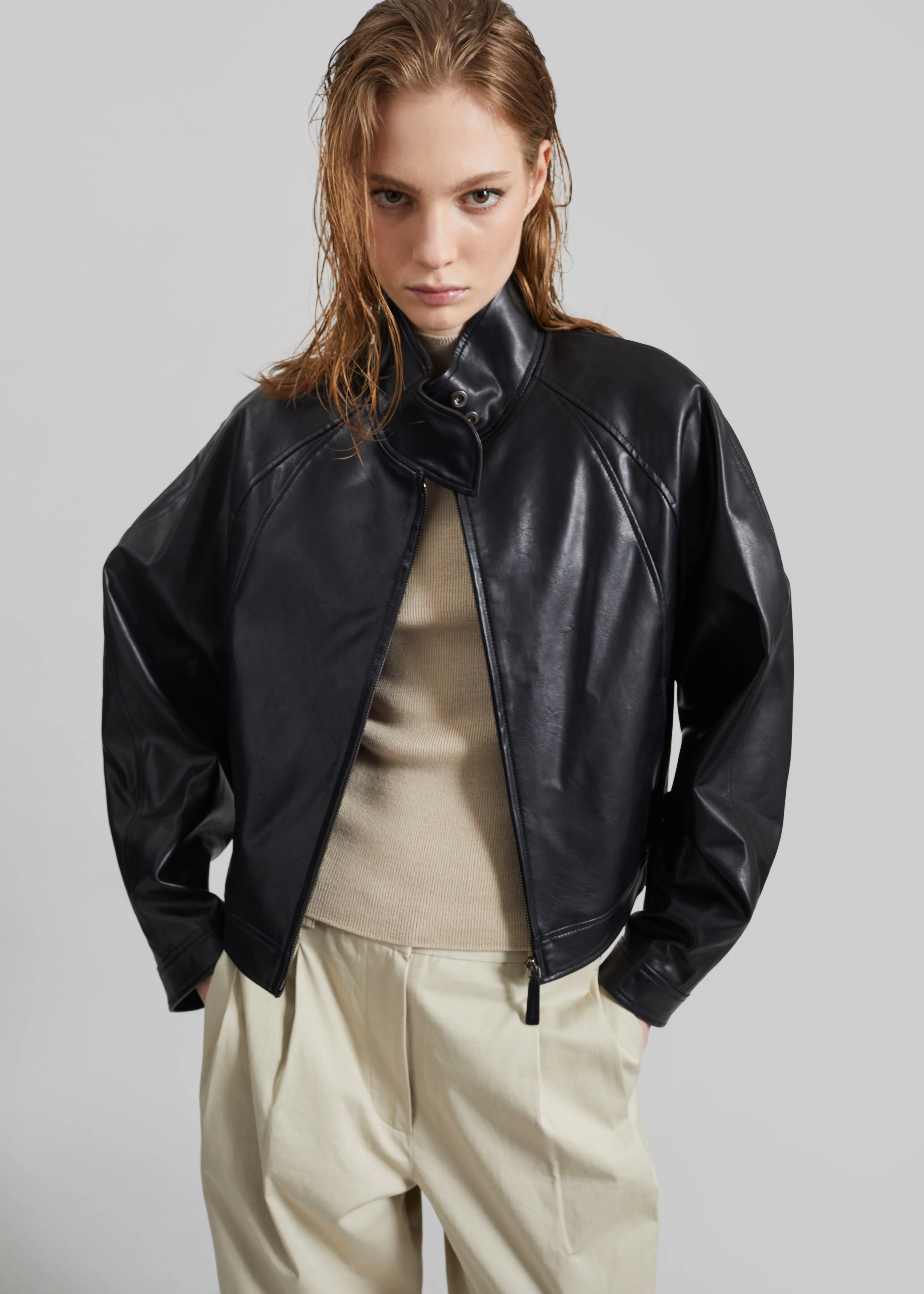 Low Classic Stand Collar Artificial Leather Jumper - Black - Image 3