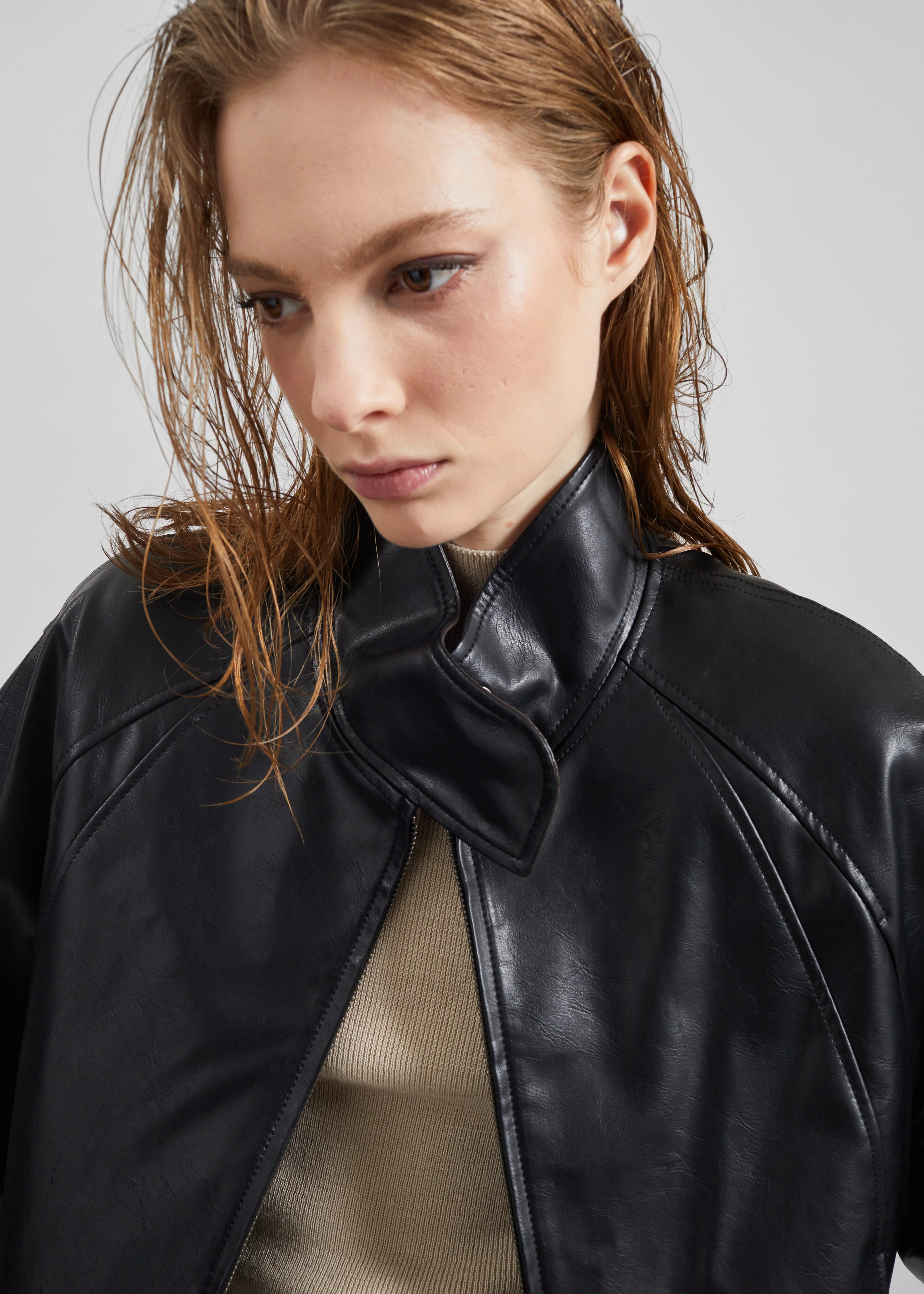 Low Classic Stand Collar Artificial Leather Jumper - Black - Image 4