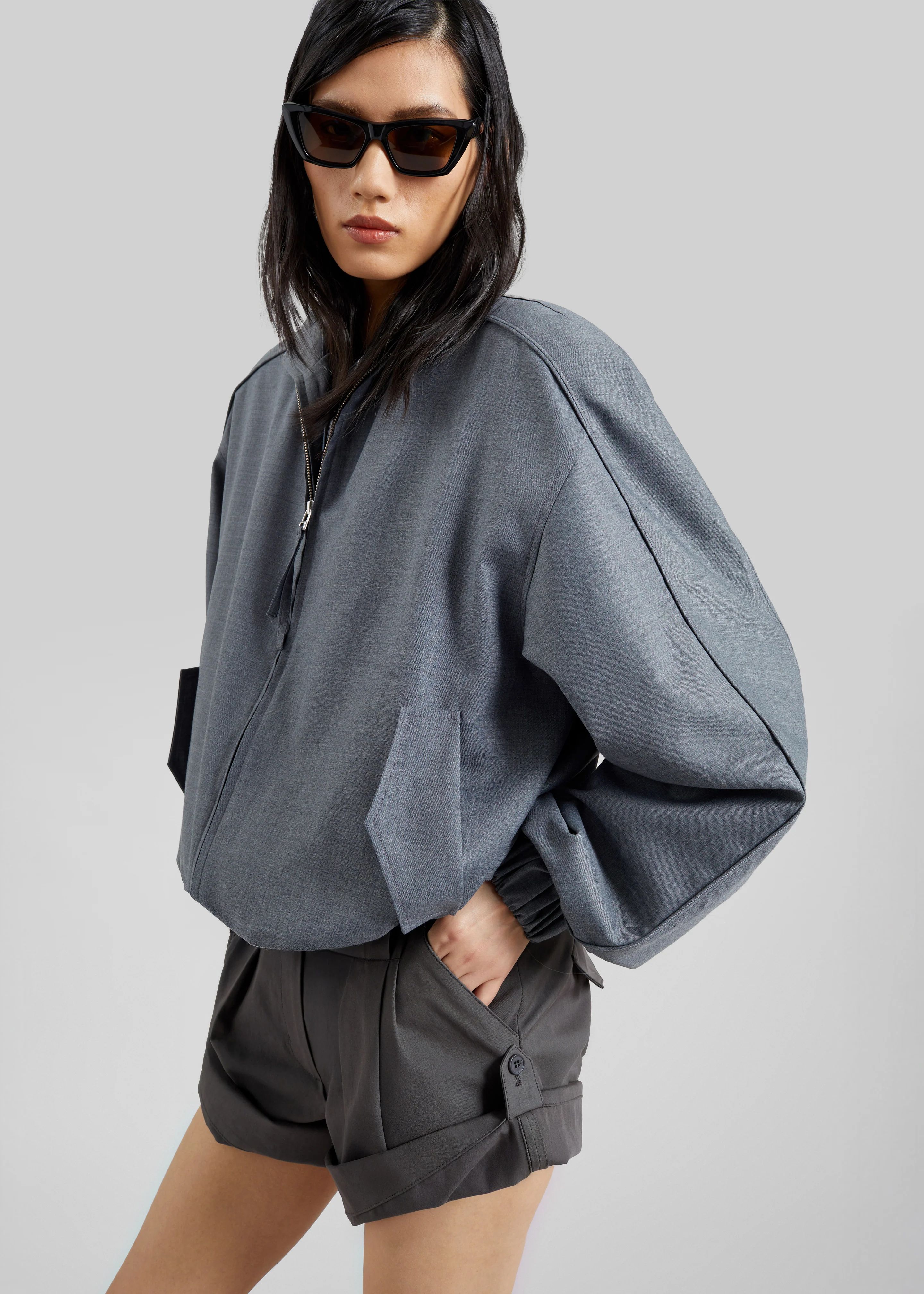 Low Classic Tuck Point Turn-Up Shorts - Charcoal - Image 7