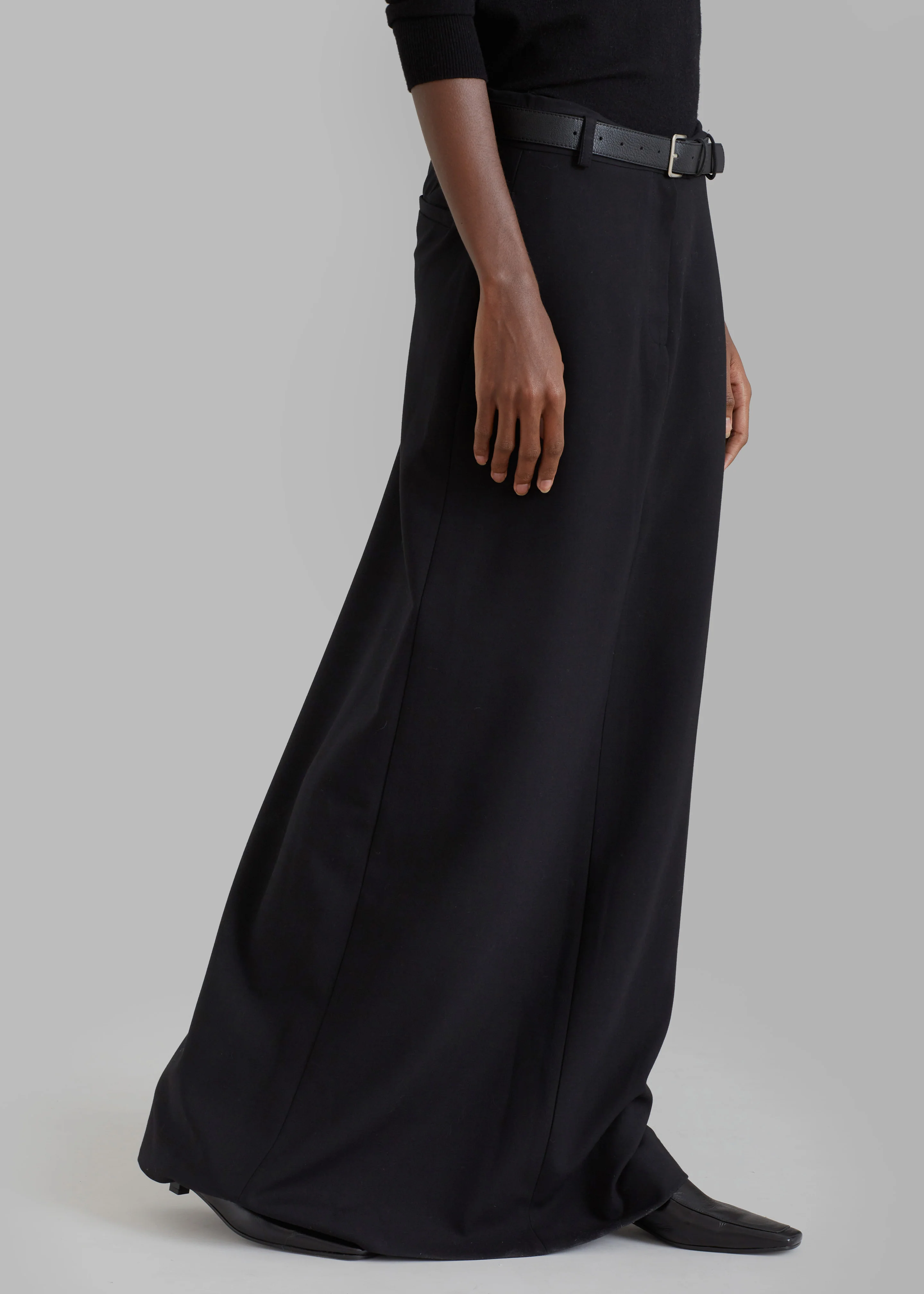 Malvo Long Pencil Skirt - Black - Image 10