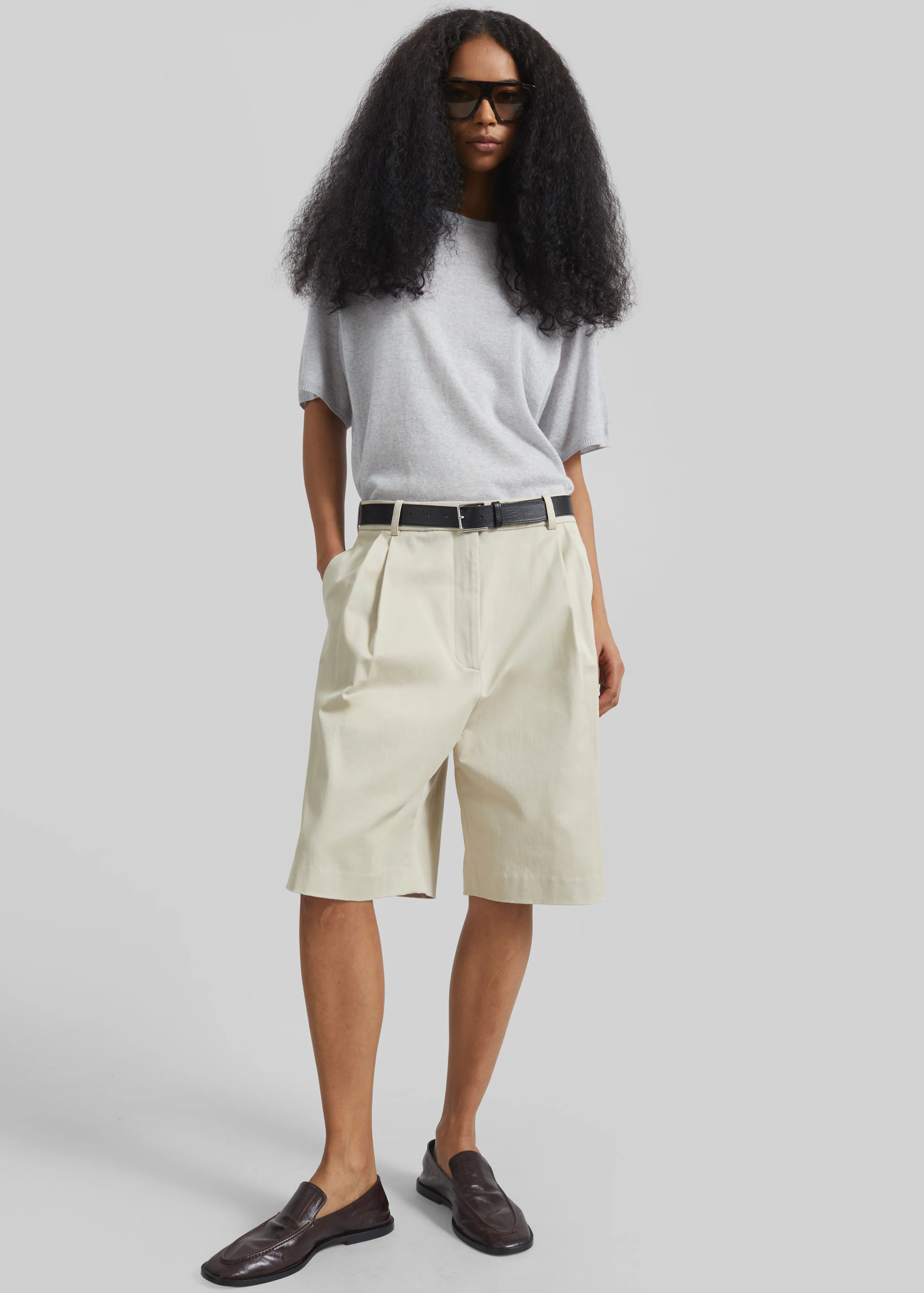 Marfa Cotton Pleated Bermuda - Light Beige - Image 4