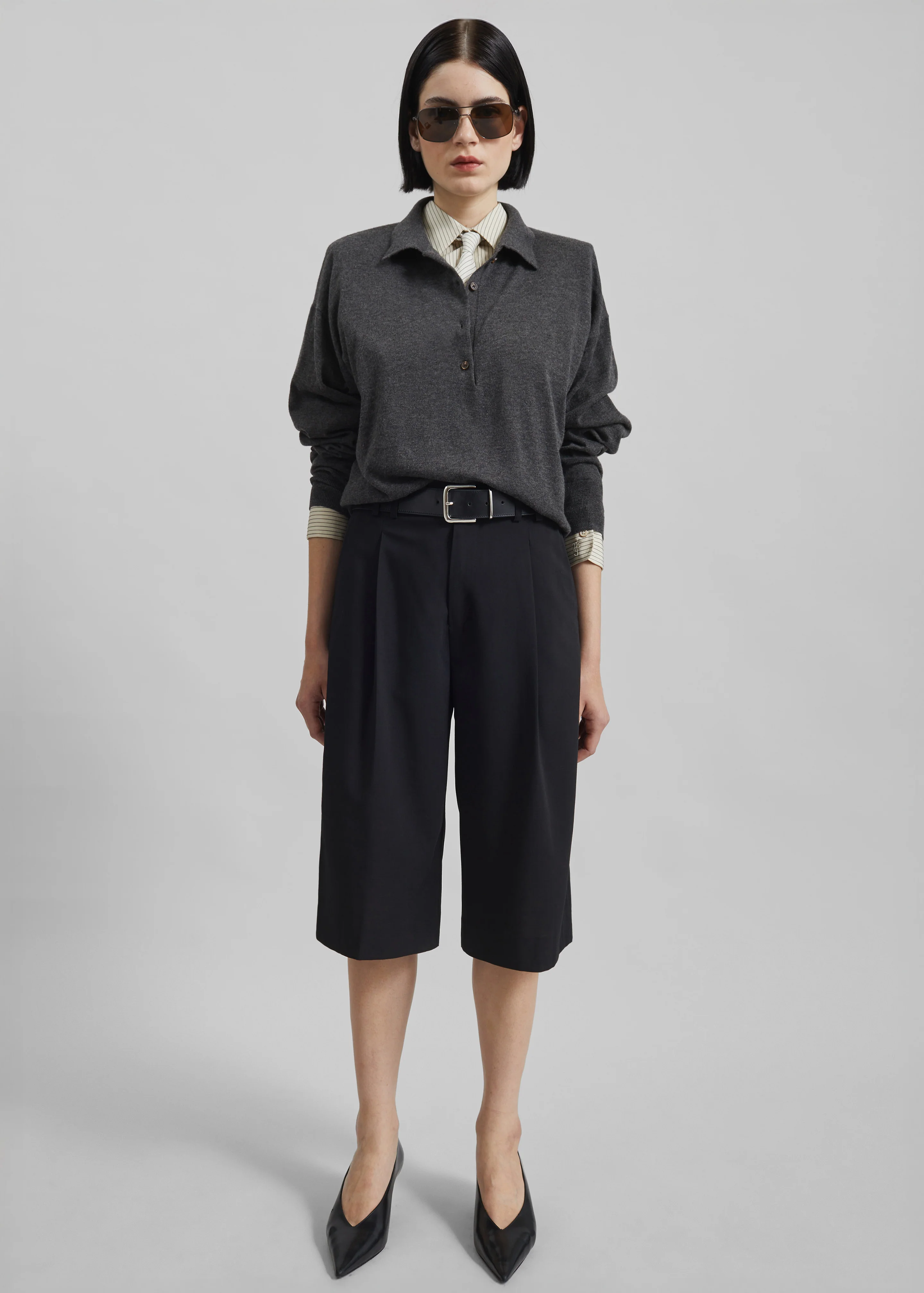 Meldert Bermuda Shorts - Black - Image 4